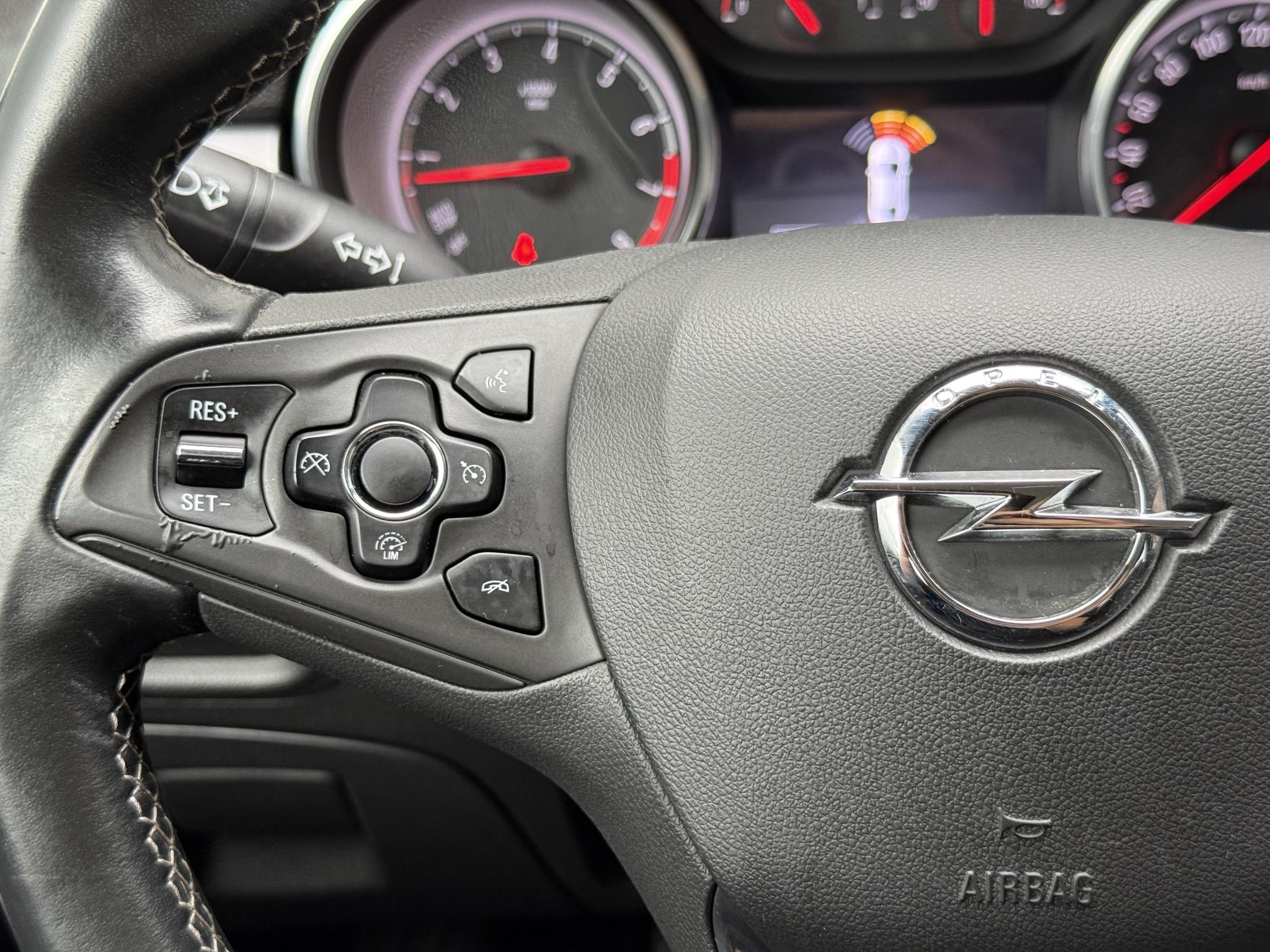Foto van Opel Astra Sports Tourer