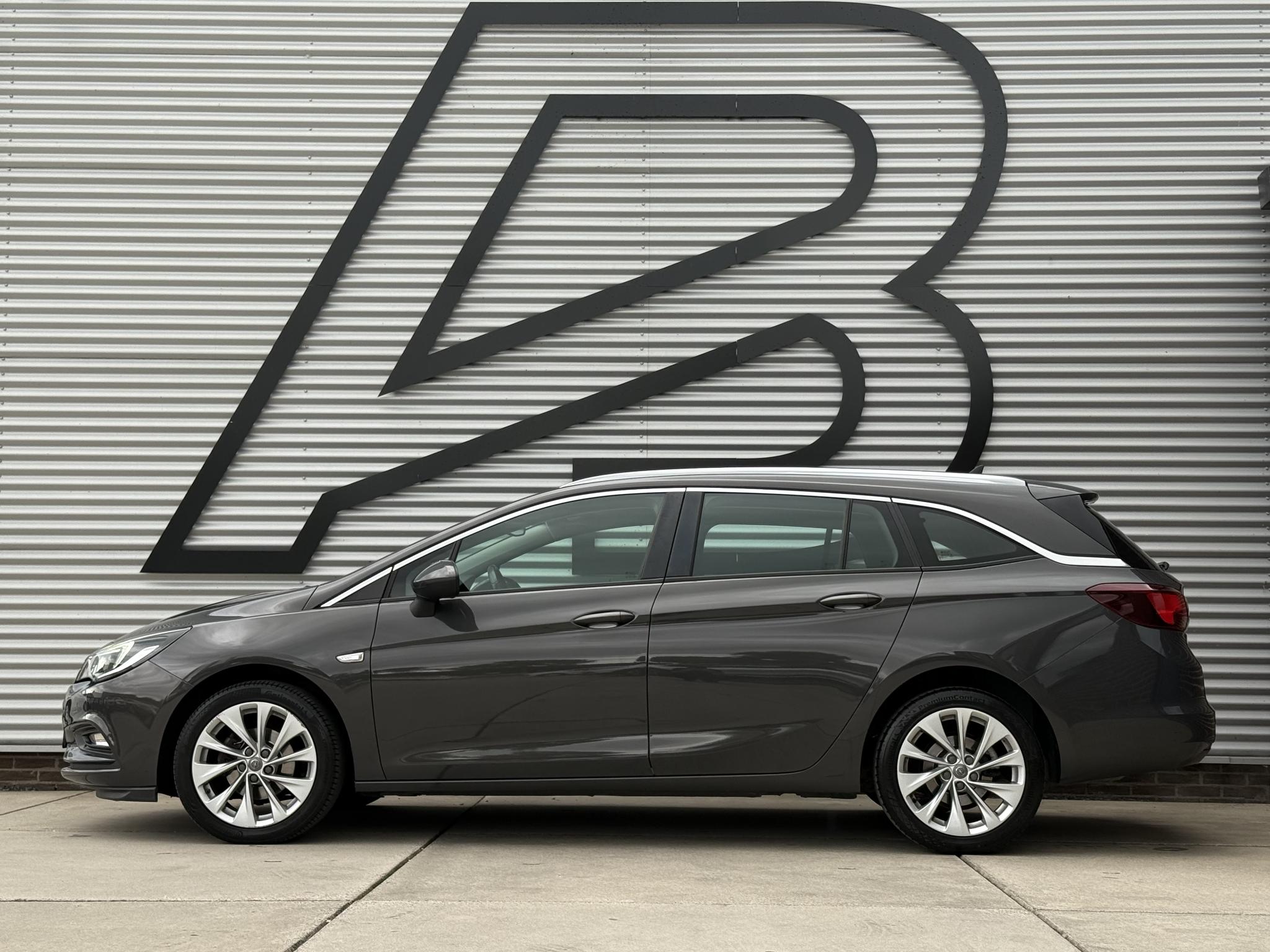 Foto van Opel Astra Sports Tourer