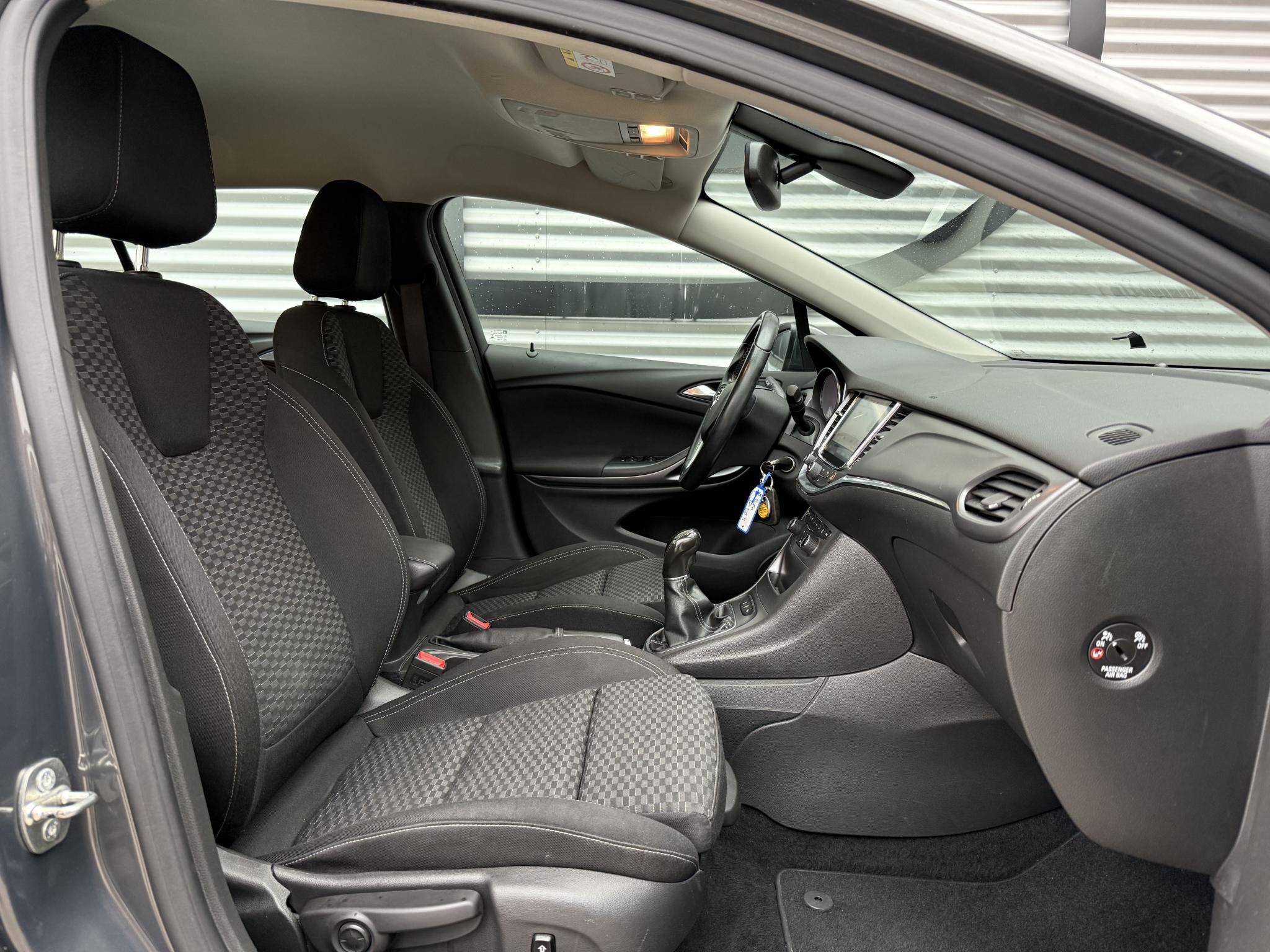 Foto van Opel Astra Sports Tourer