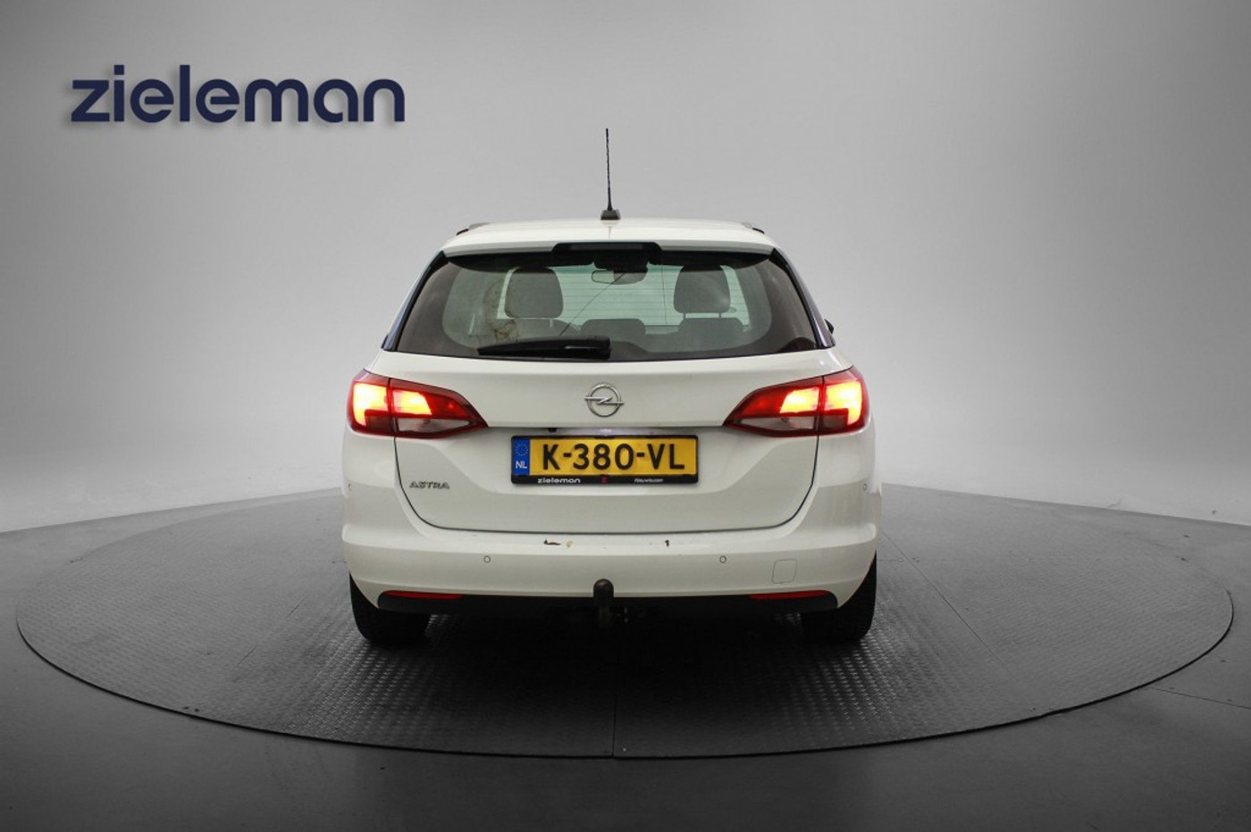 Foto van Opel Astra Sports Tourer