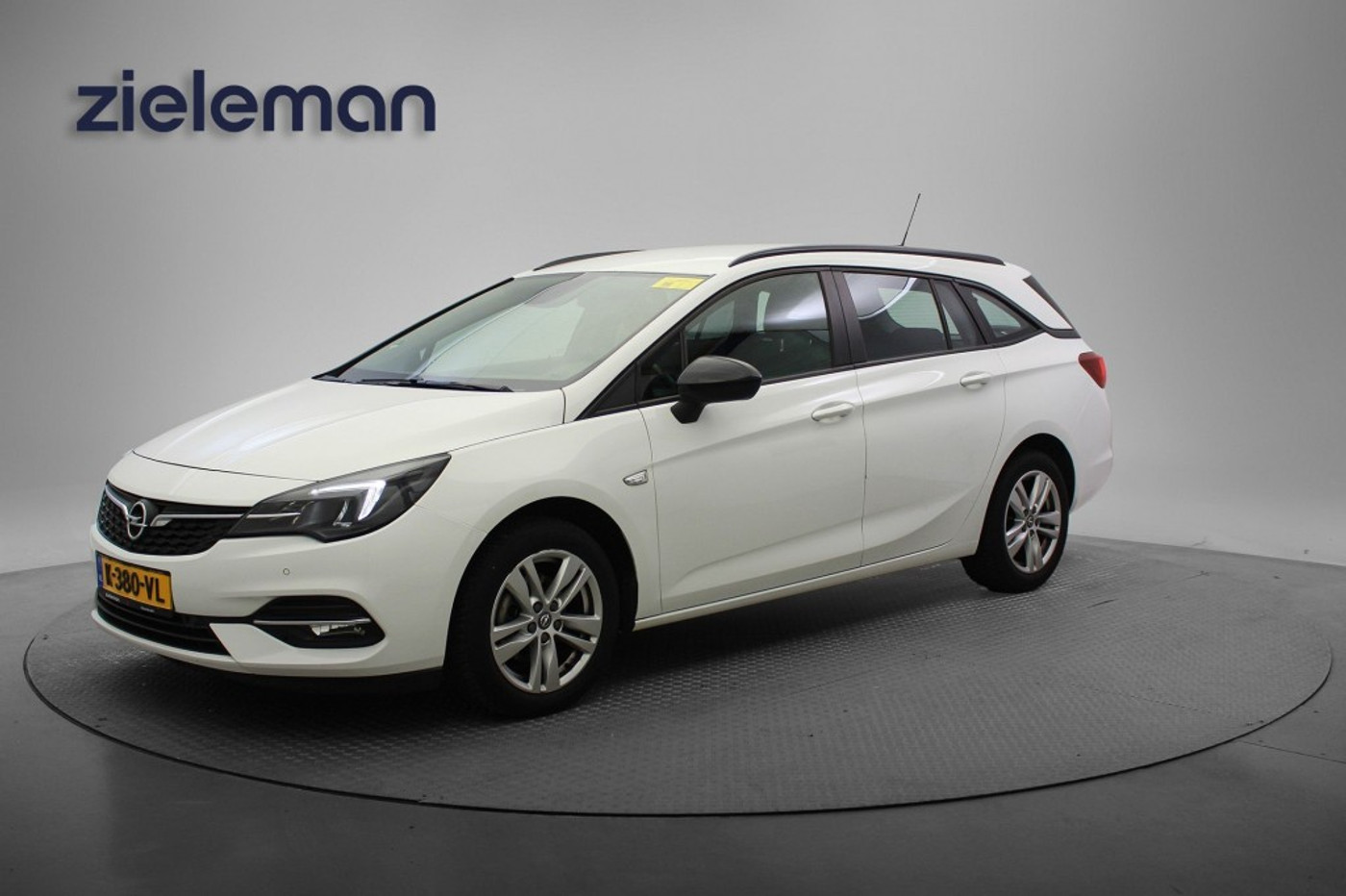 Foto van Opel Astra Sports Tourer