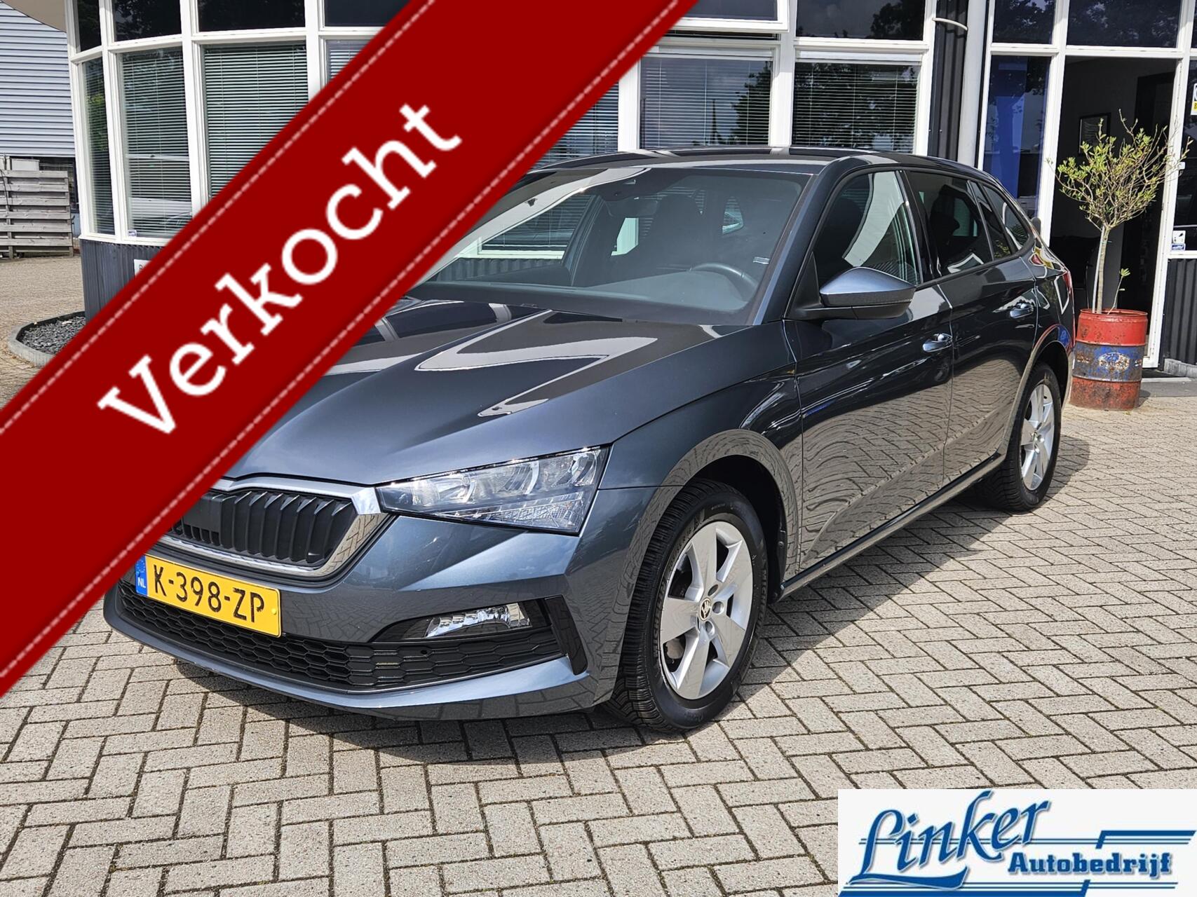 Skoda Scala 1.0 TSI Sport Business 110PK /NL-AUTO/CARPLAY SFEERVERL 2021 - voorkant