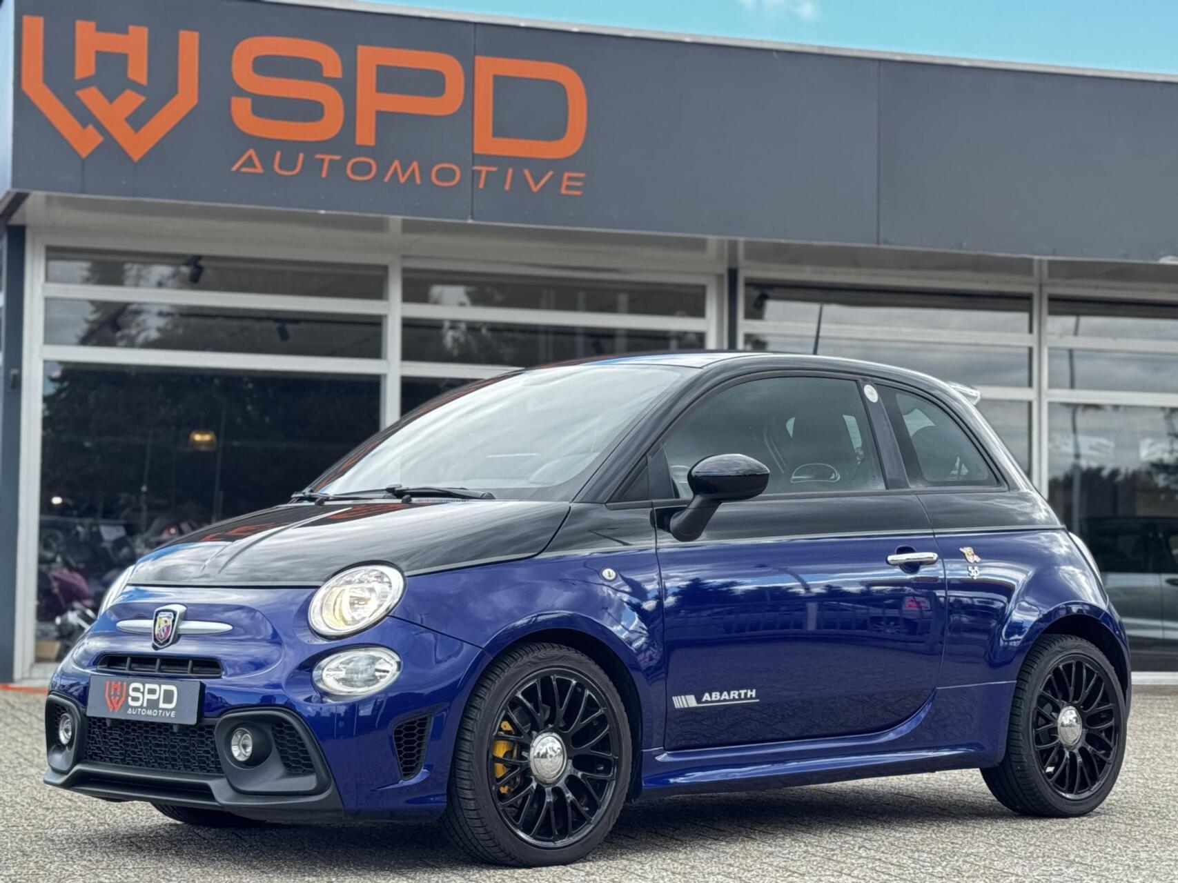 Fiat Abarth 500 1.4 T-Jet Abarth 595|Carplay|Magnetti&Marelli|17" 2016 - voorkant