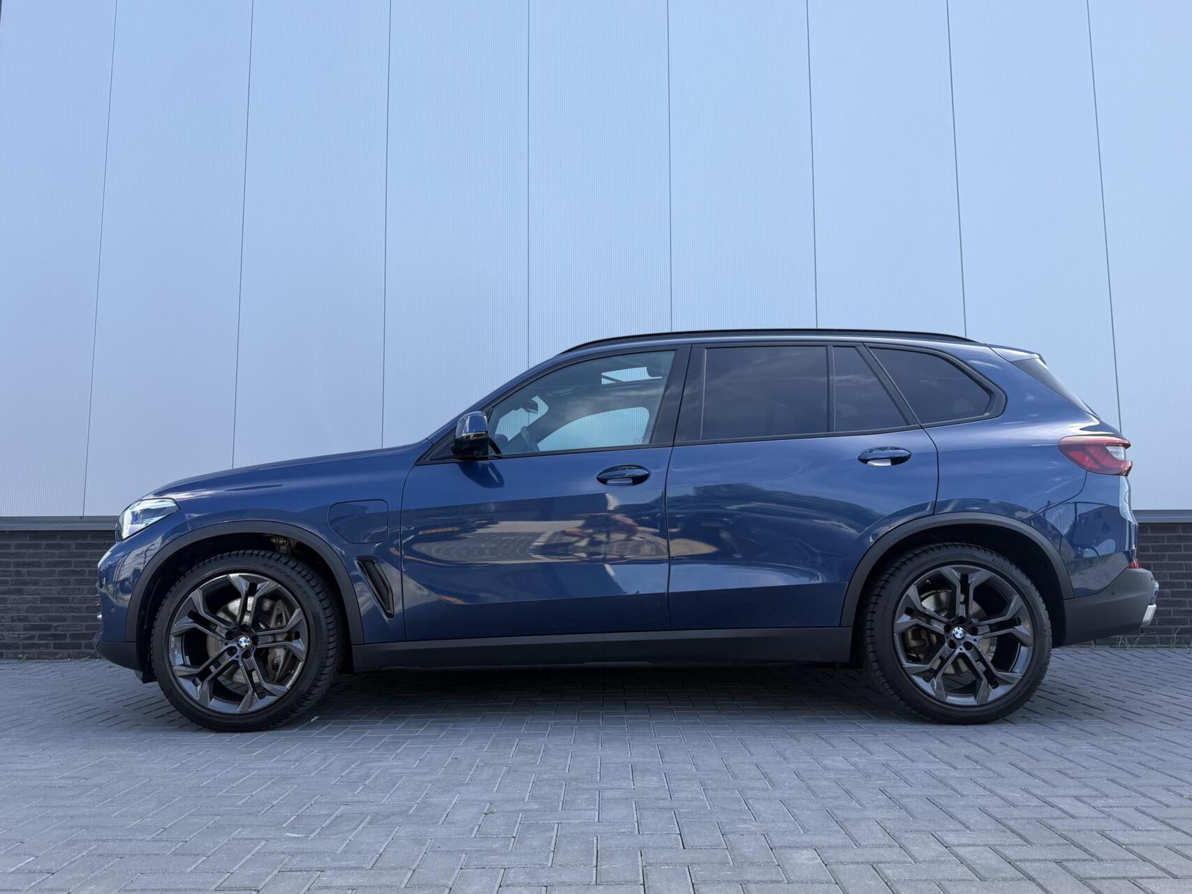 Foto van BMW X5 Xdrive45e