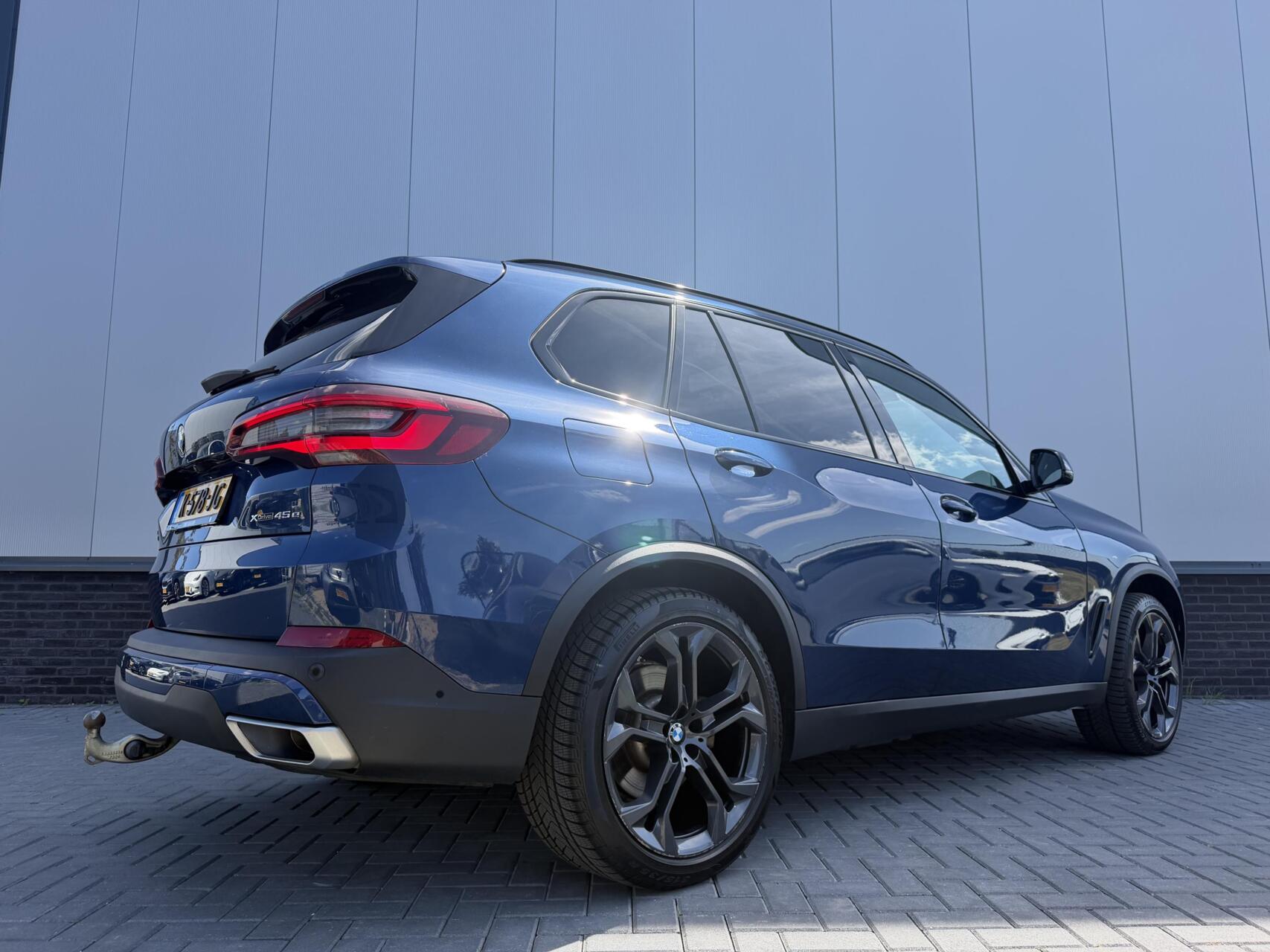 Foto van BMW X5 Xdrive45e