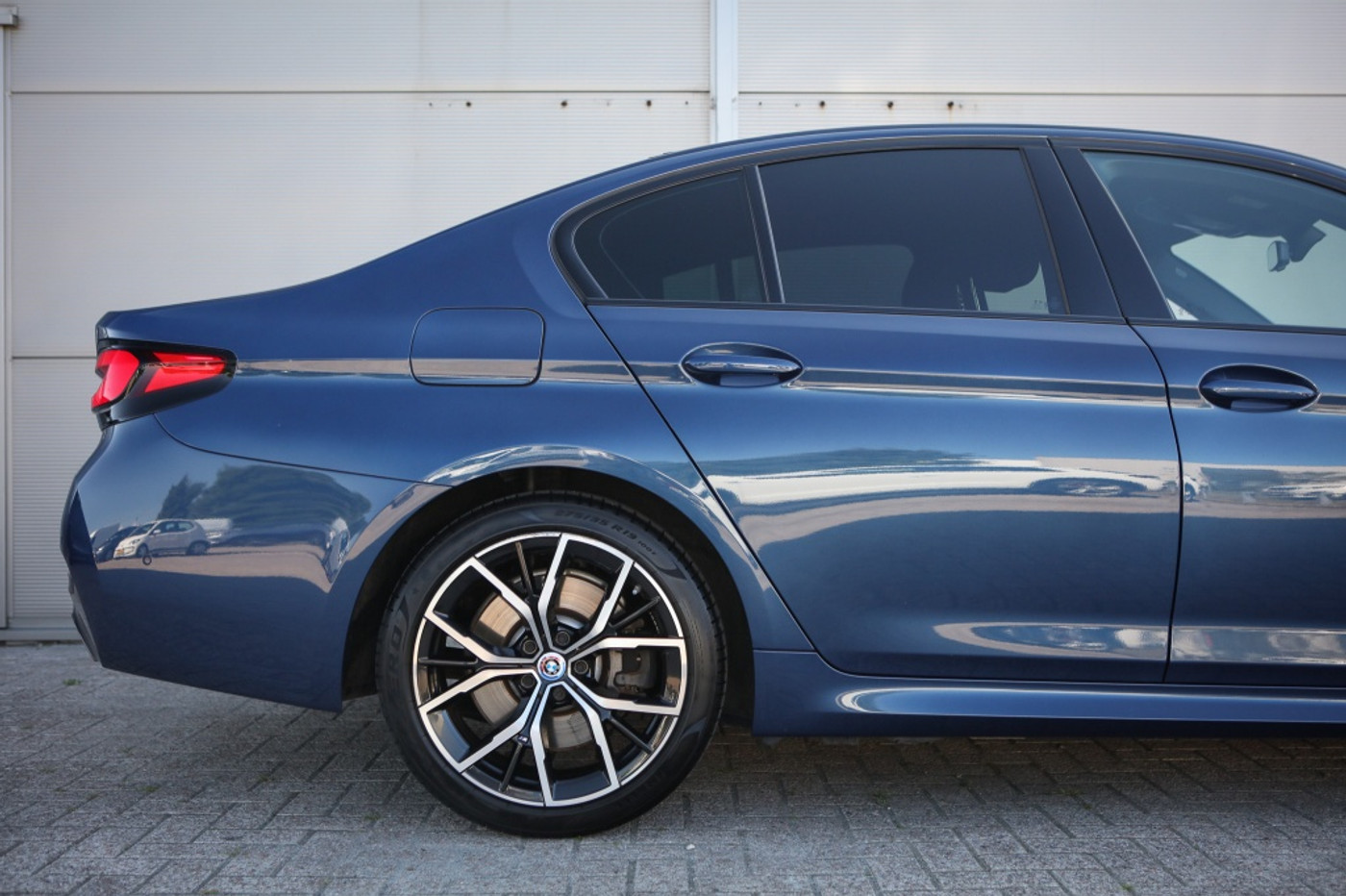 Foto van BMW 545e xDrive