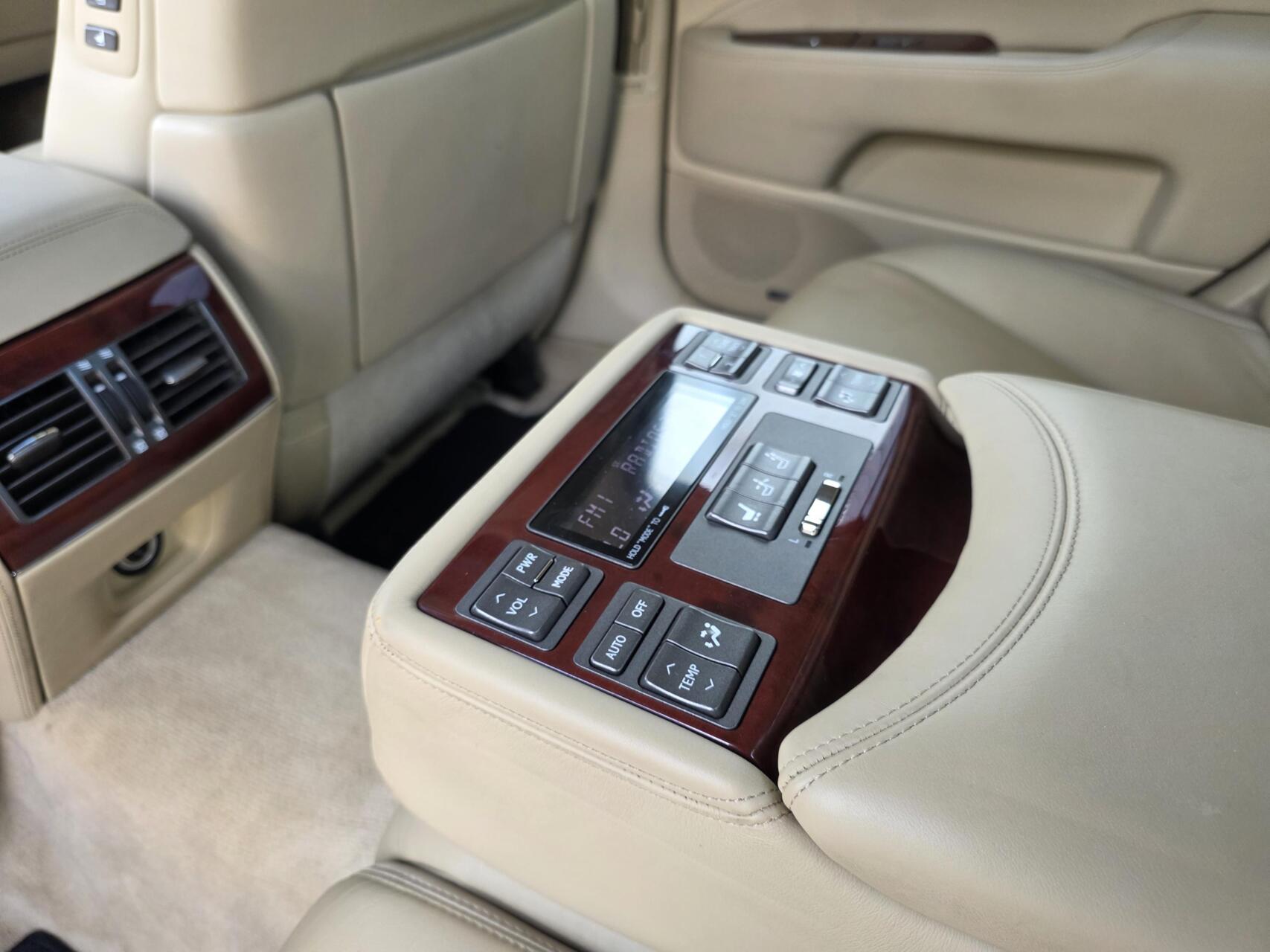 Foto van Lexus Lexus Ls600h