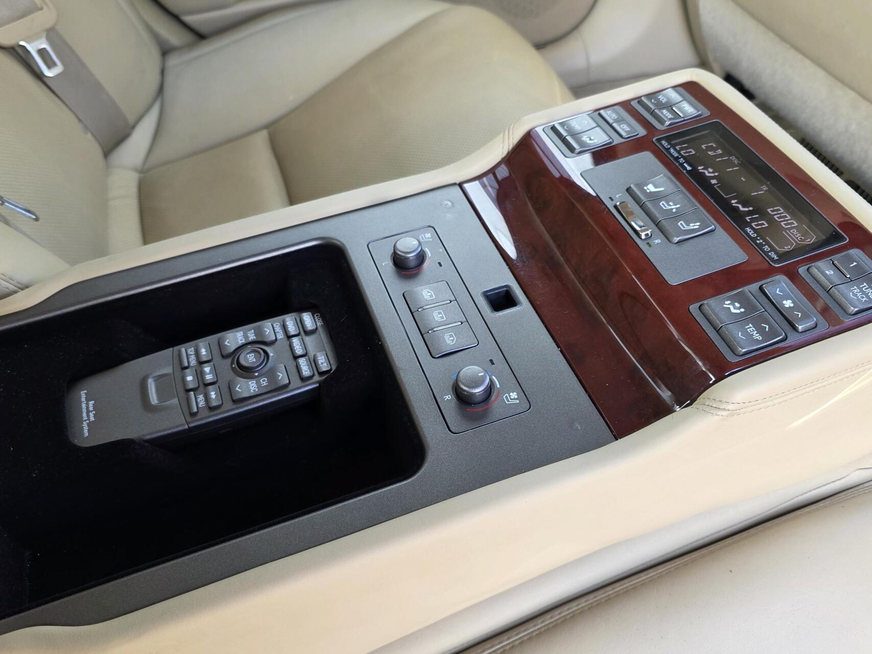 Foto van Lexus Lexus Ls600h