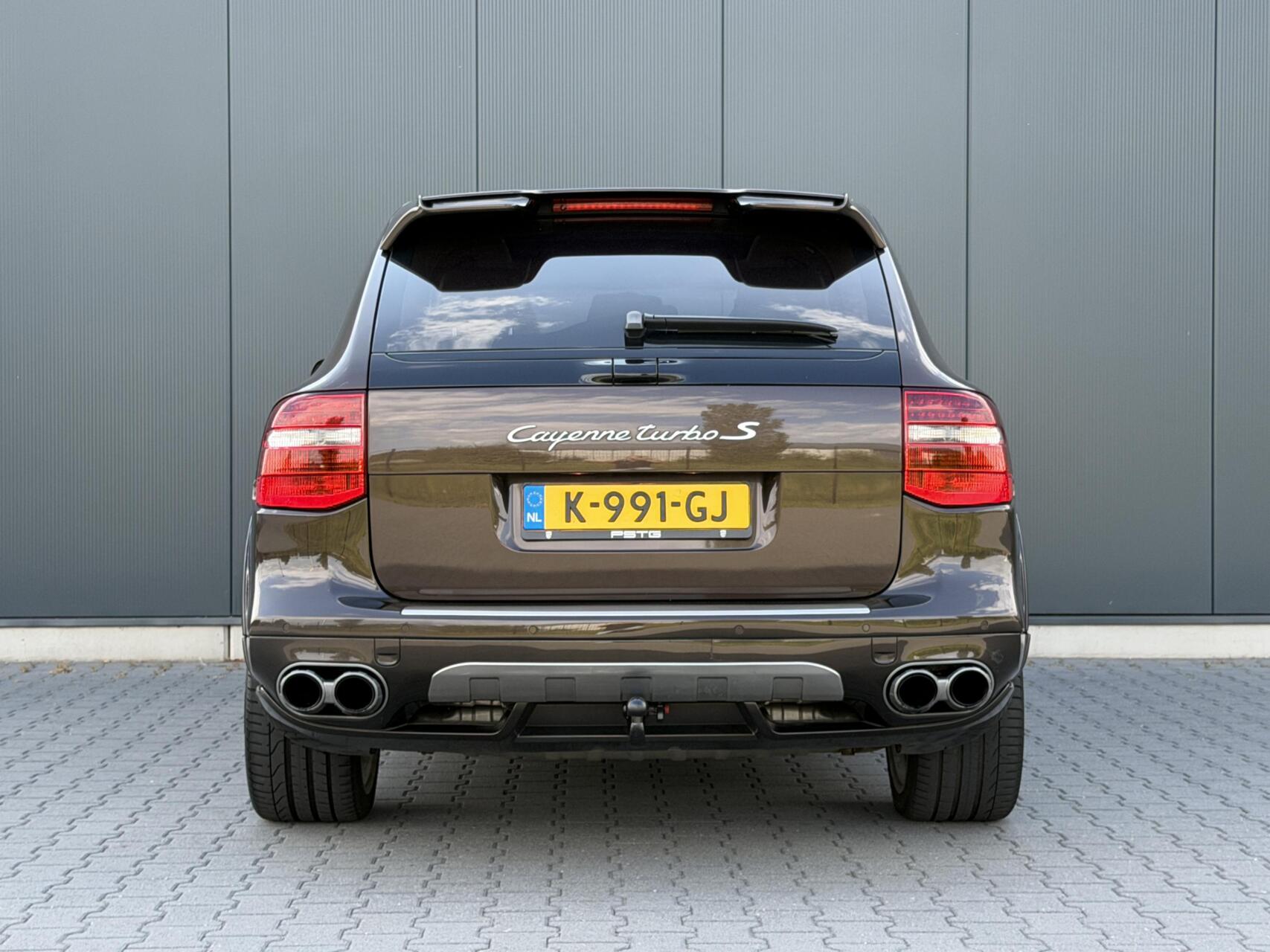 Foto van Porsche Cayenne Turbo