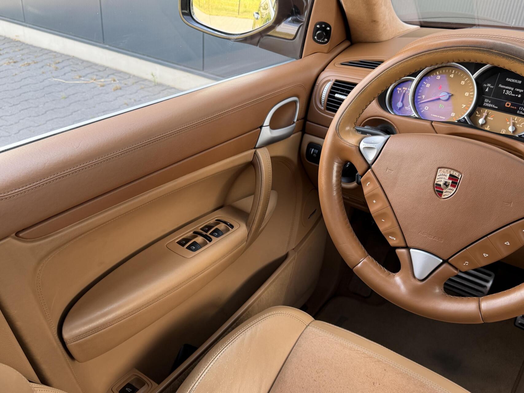 Foto van Porsche Cayenne Turbo