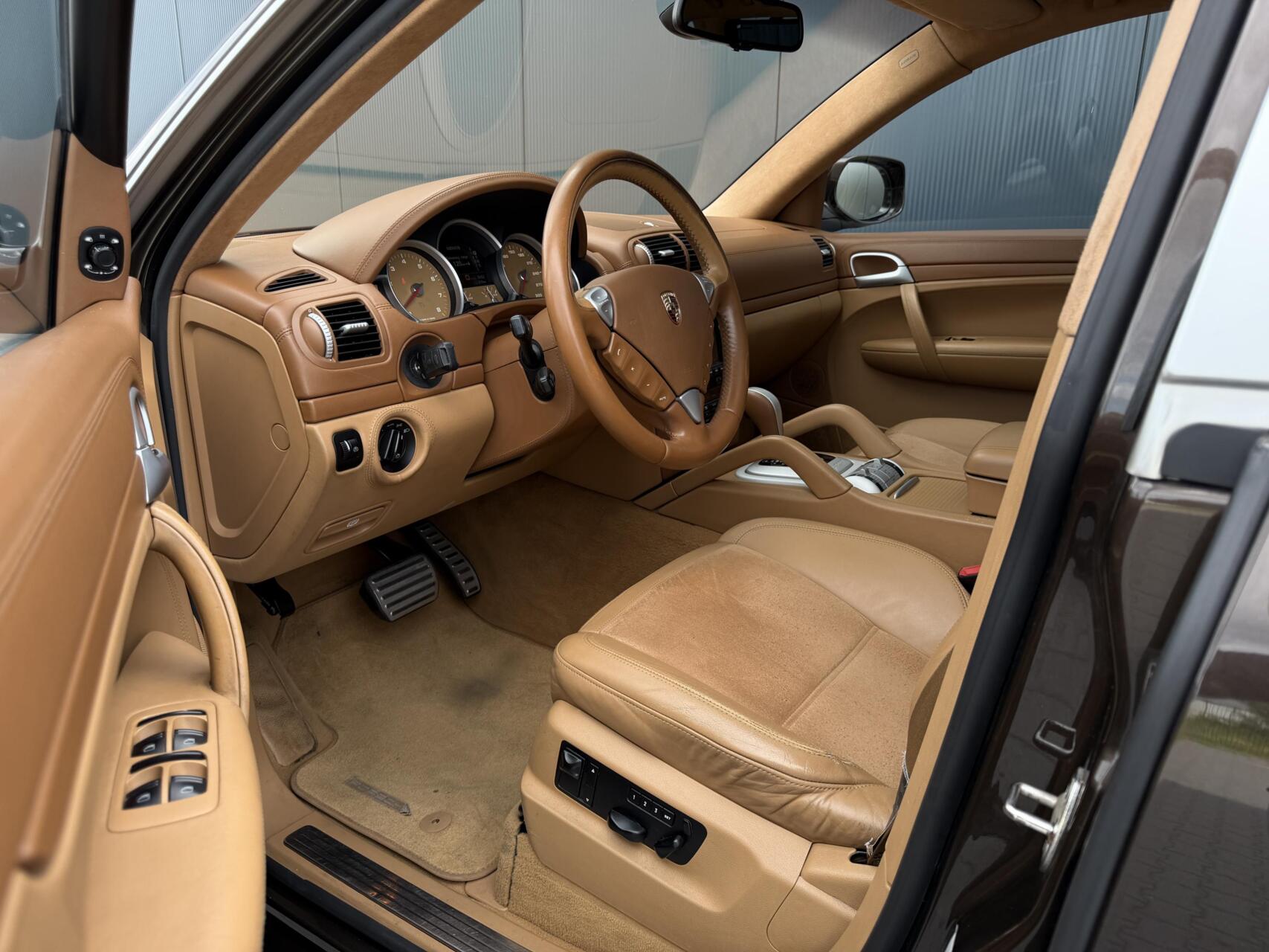Foto van Porsche Cayenne Turbo