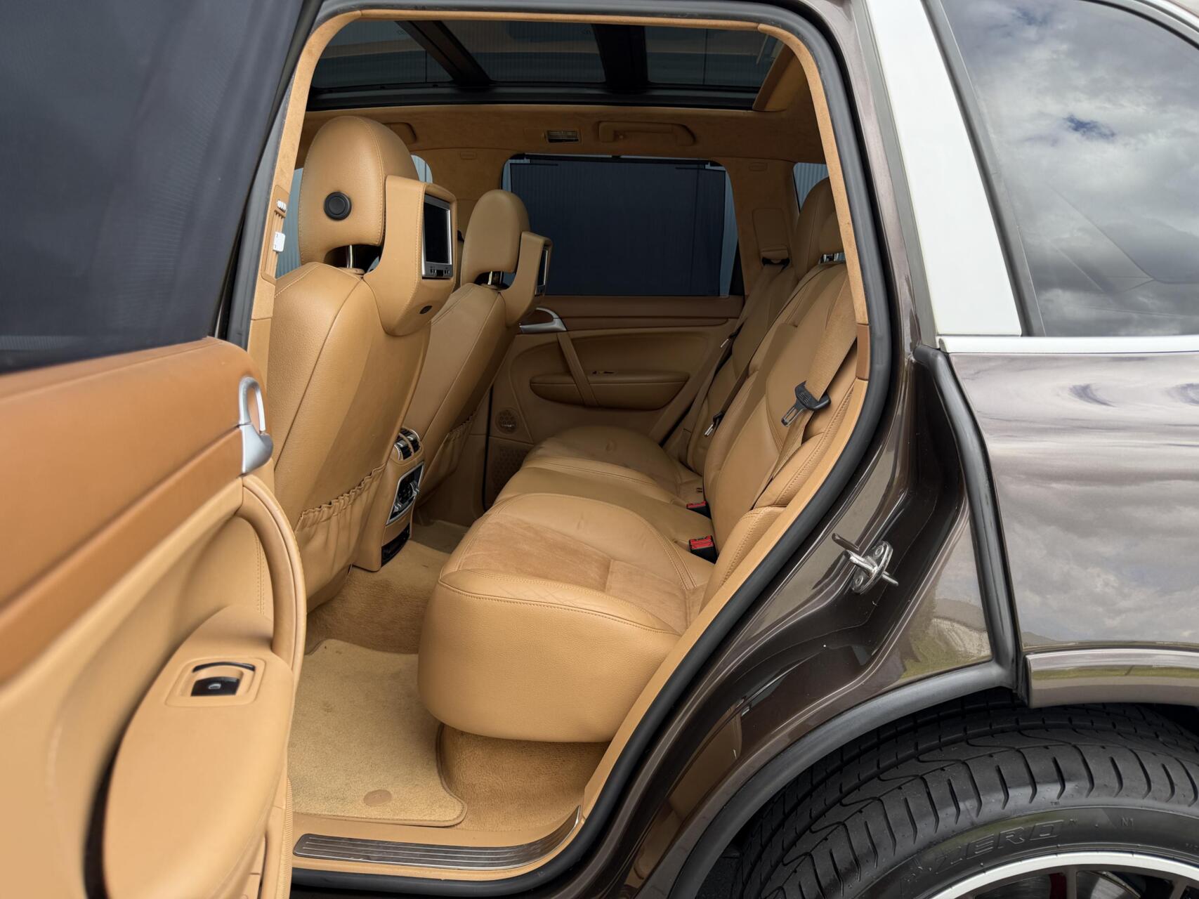 Foto van Porsche Cayenne Turbo