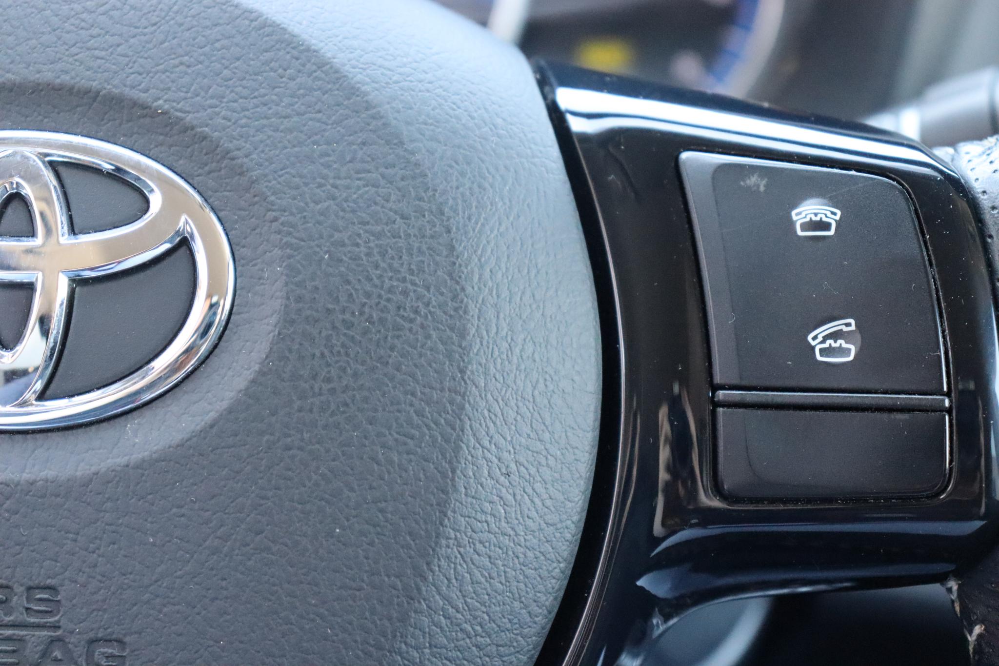 Foto van Toyota Toyota Yaris Hybrid
