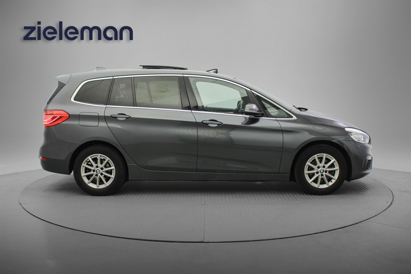Foto van BMW 216i Gran Tourer