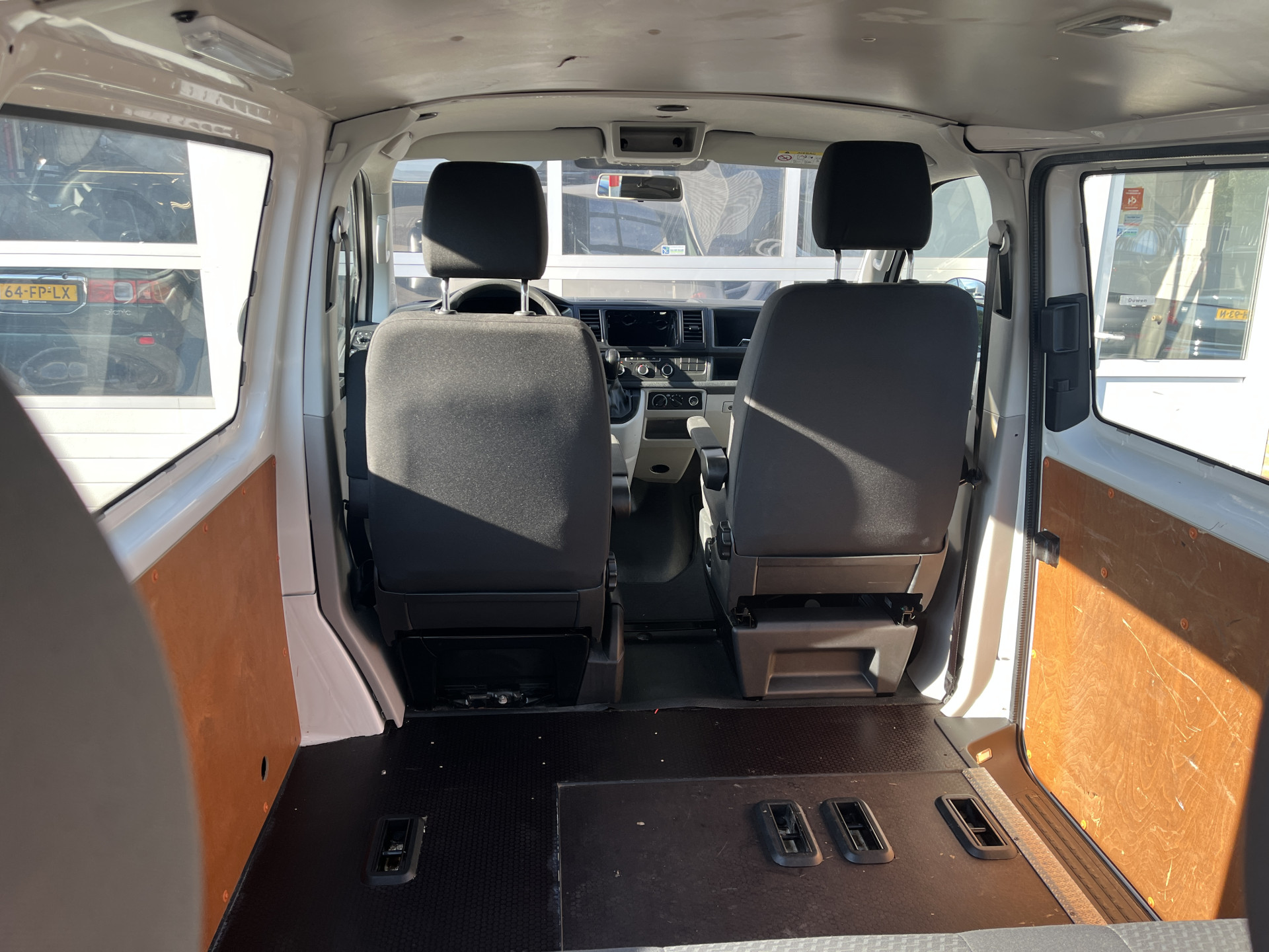 Foto van Volkswagen Transporter Kombi