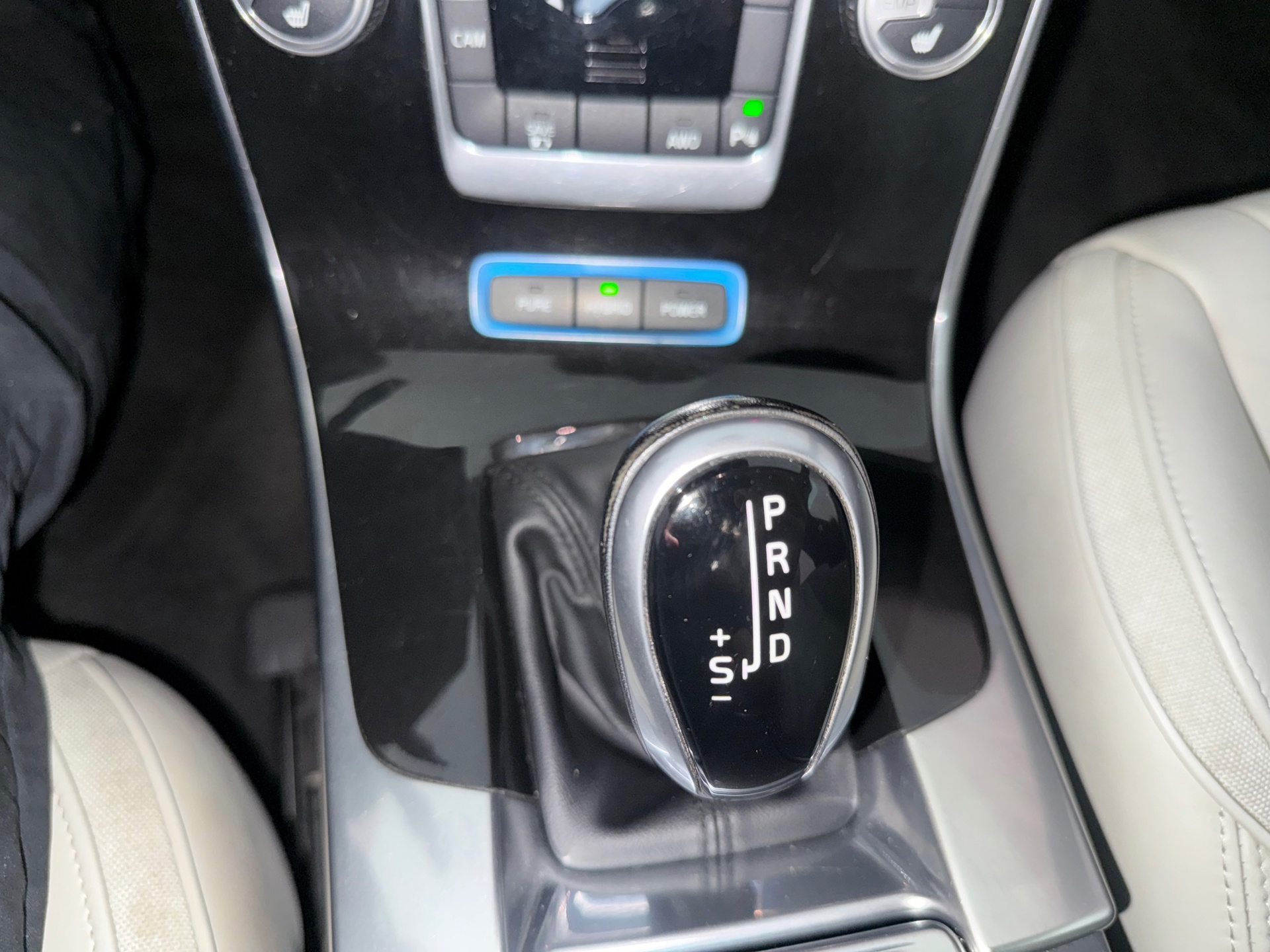 Foto van Volvo V60 Twin Engine