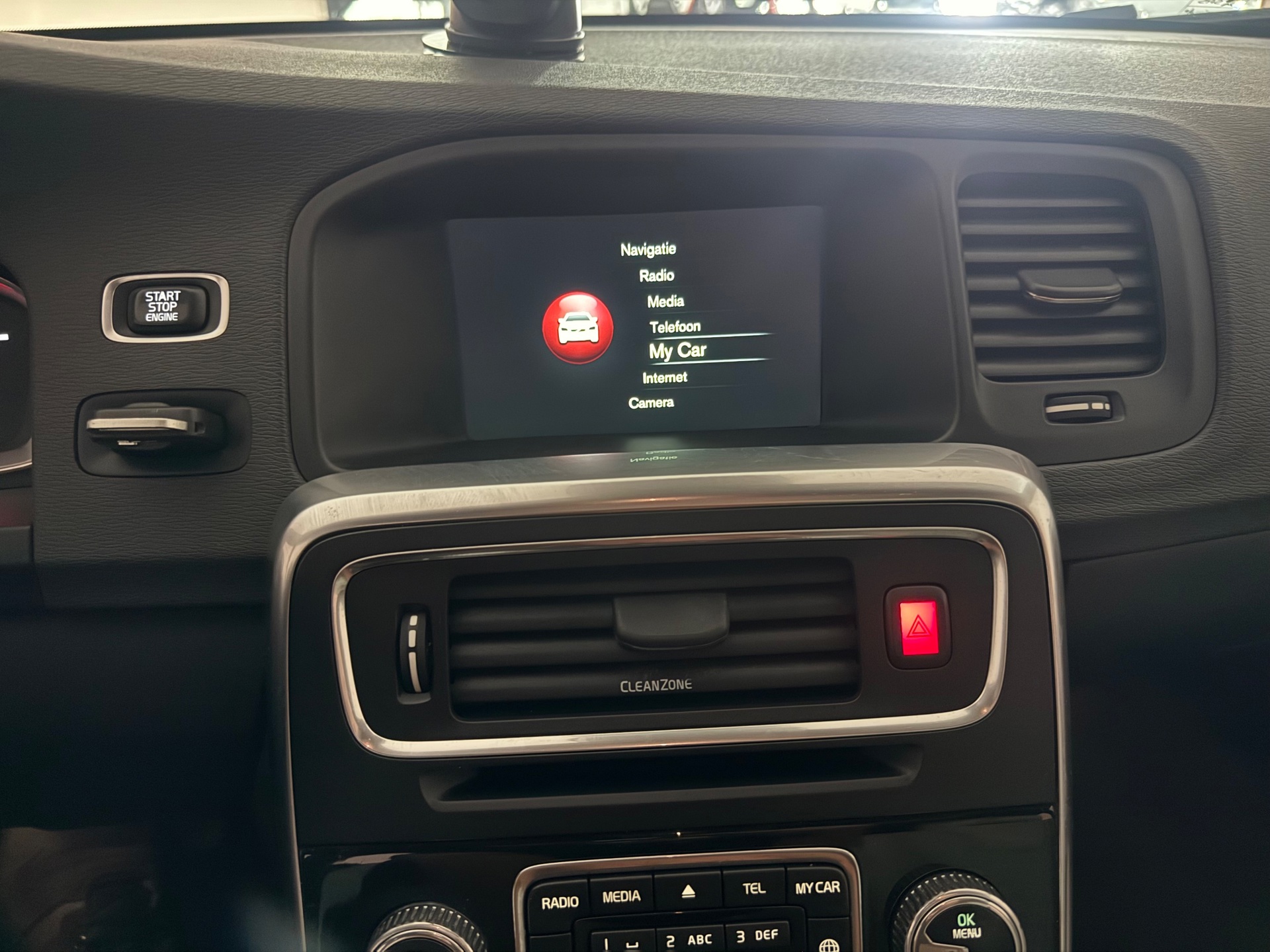 Foto van Volvo V60 Twin Engine