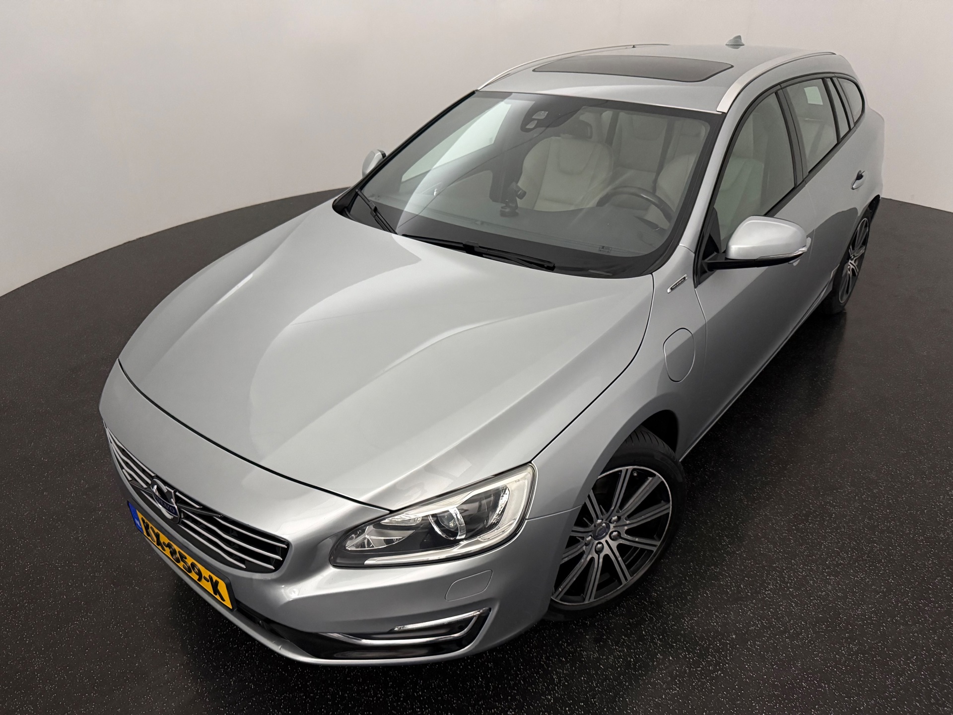Foto van Volvo V60 Twin Engine
