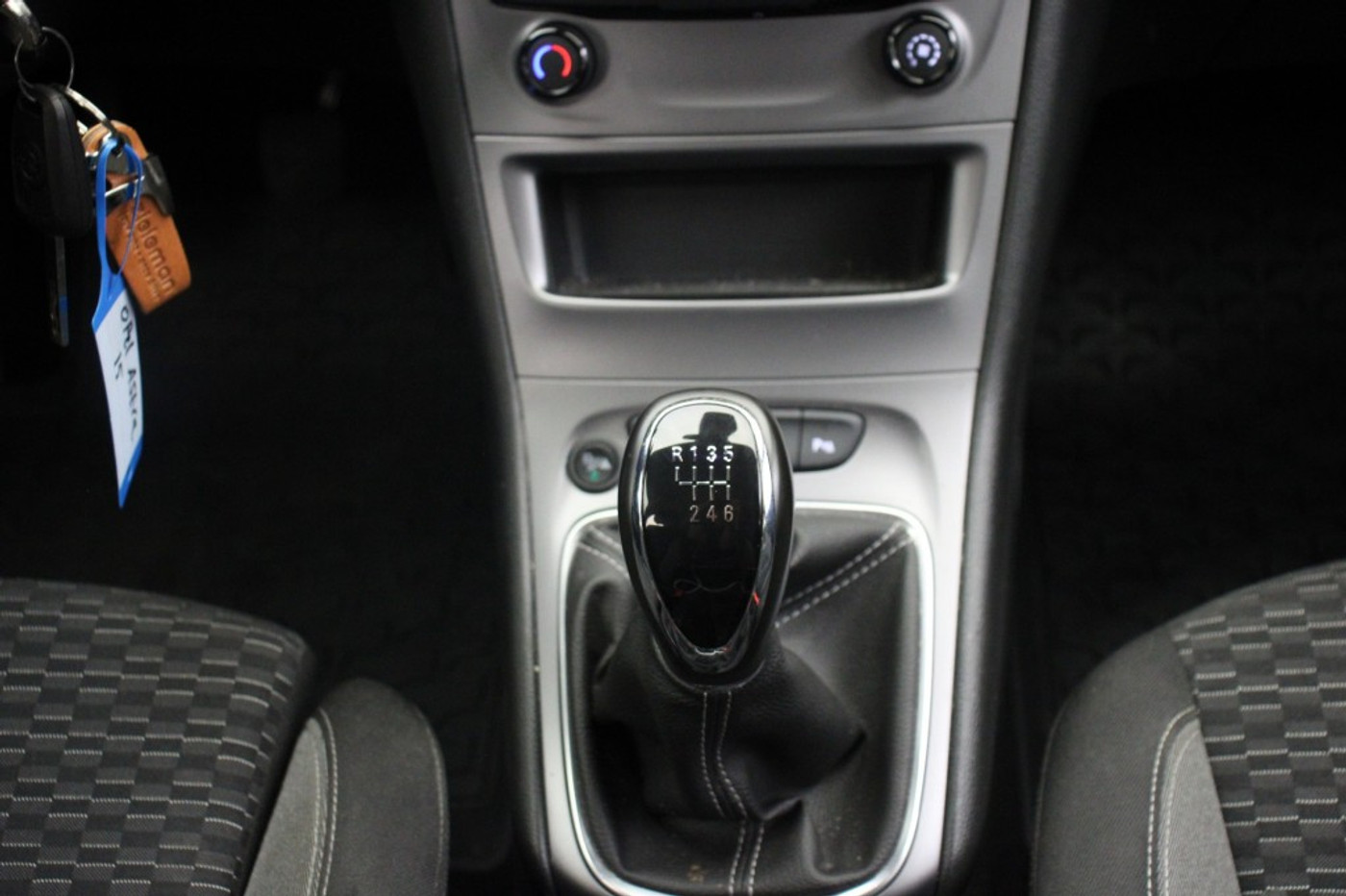 Foto van Opel Astra Sports Tourer