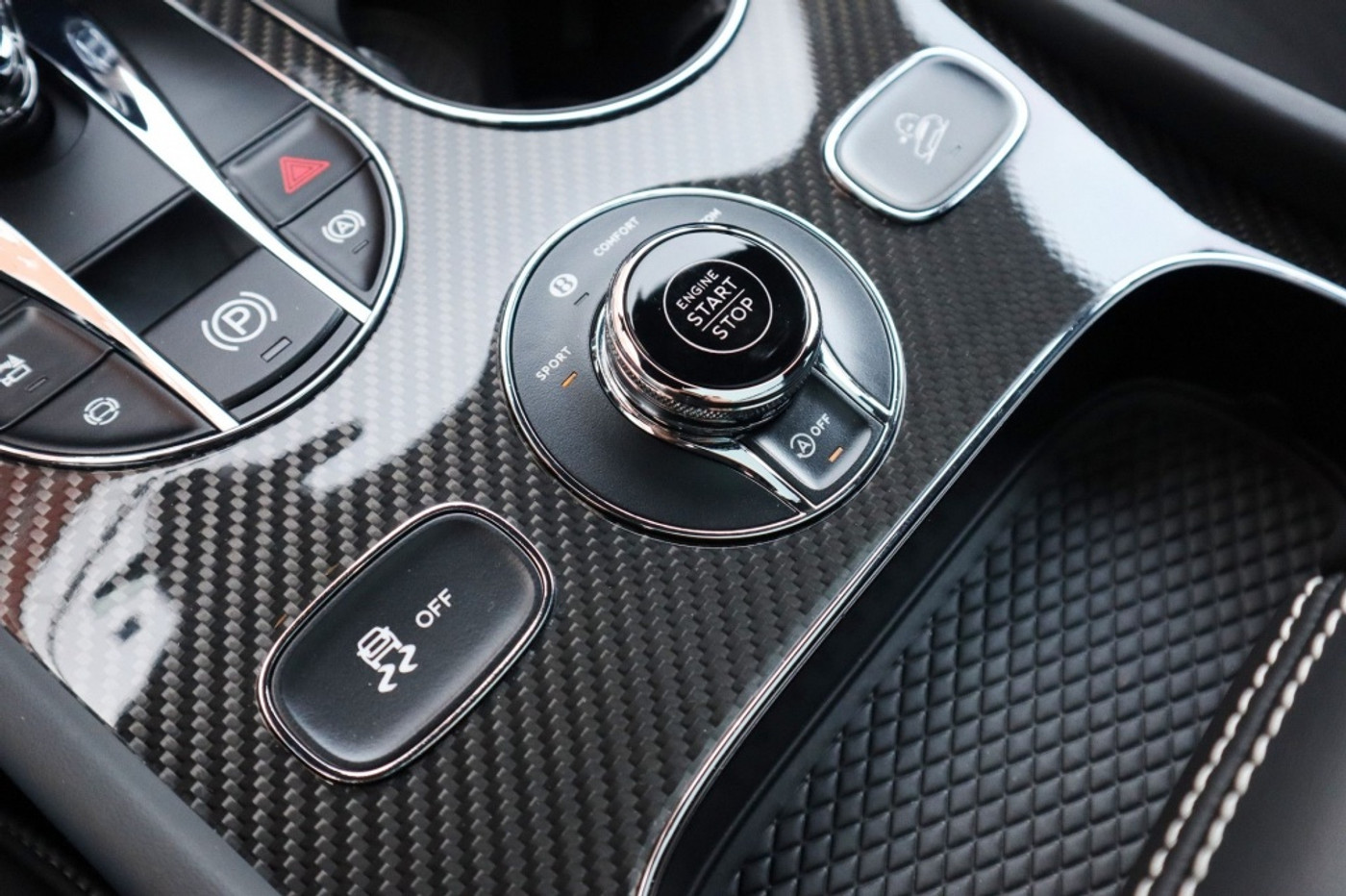 Foto van Bentley Bentayga V8