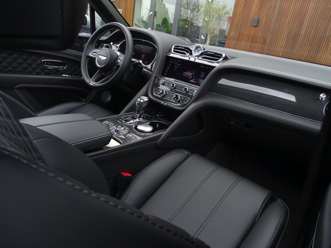 Foto van Bentley Bentayga V8