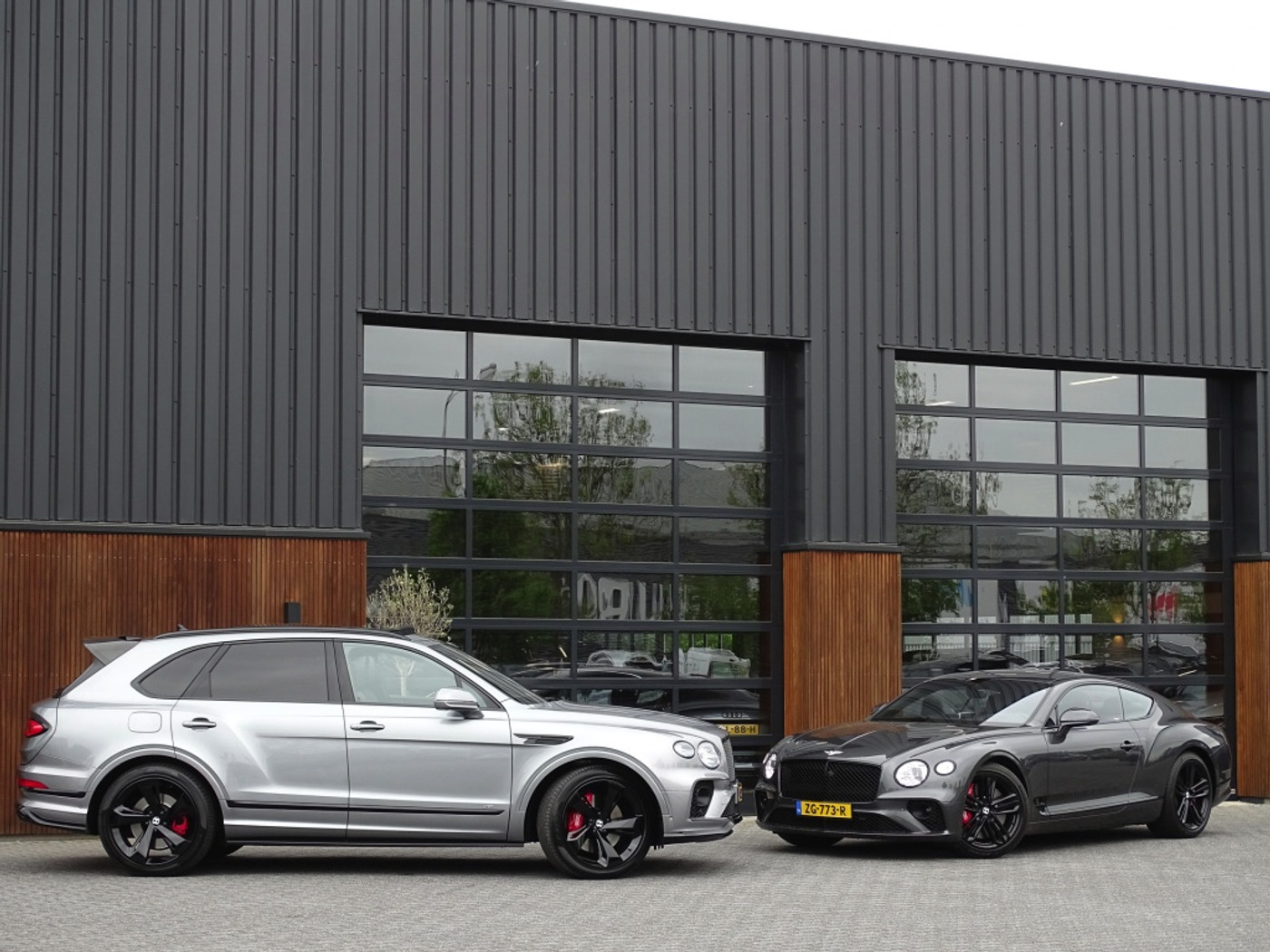 Foto van Bentley Bentayga V8