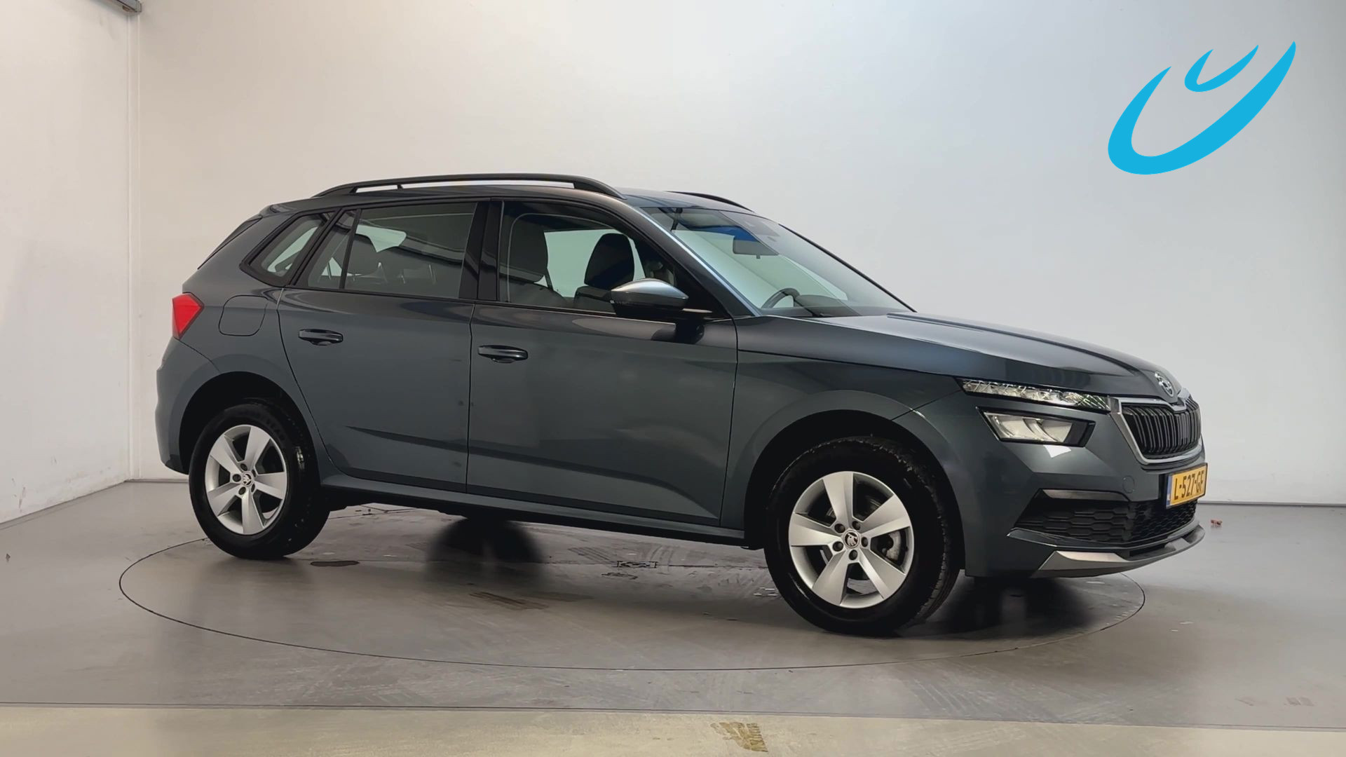 Skoda Kamiq 1.0 TSI 110pk DSG Ambition Parkeersensoren App-Connect DAB+ 2021 - voorkant