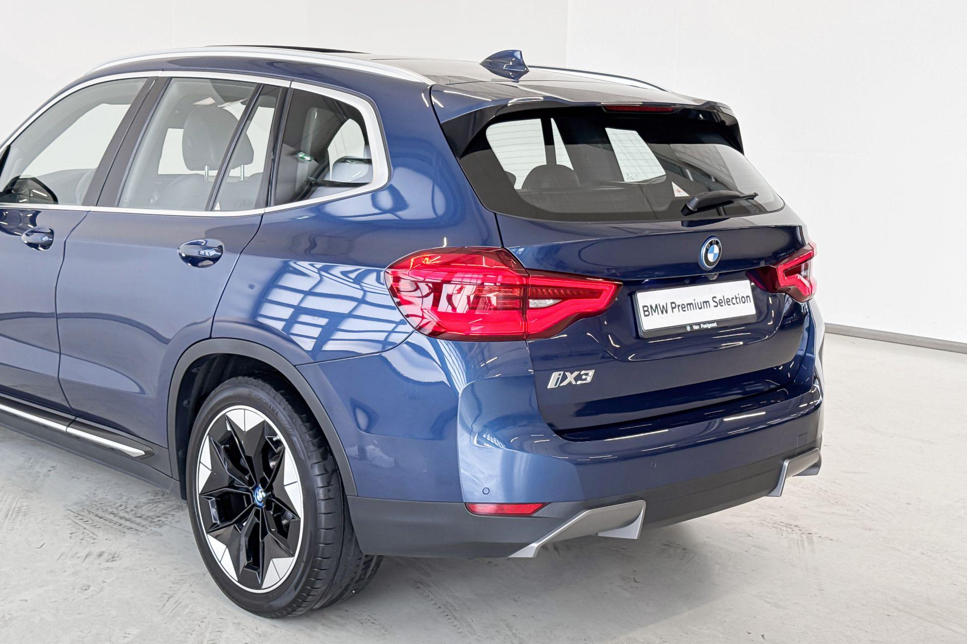Foto van BMW Ix3