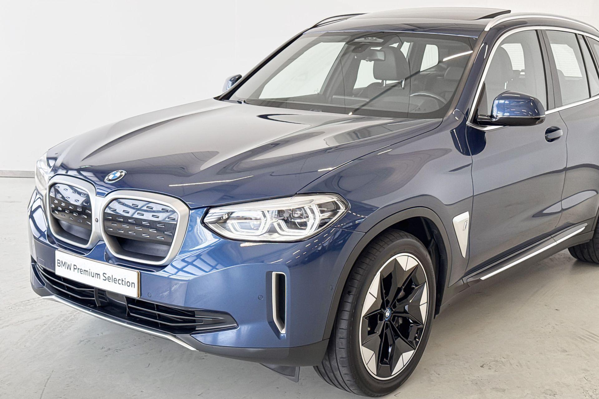 Foto van BMW Ix3