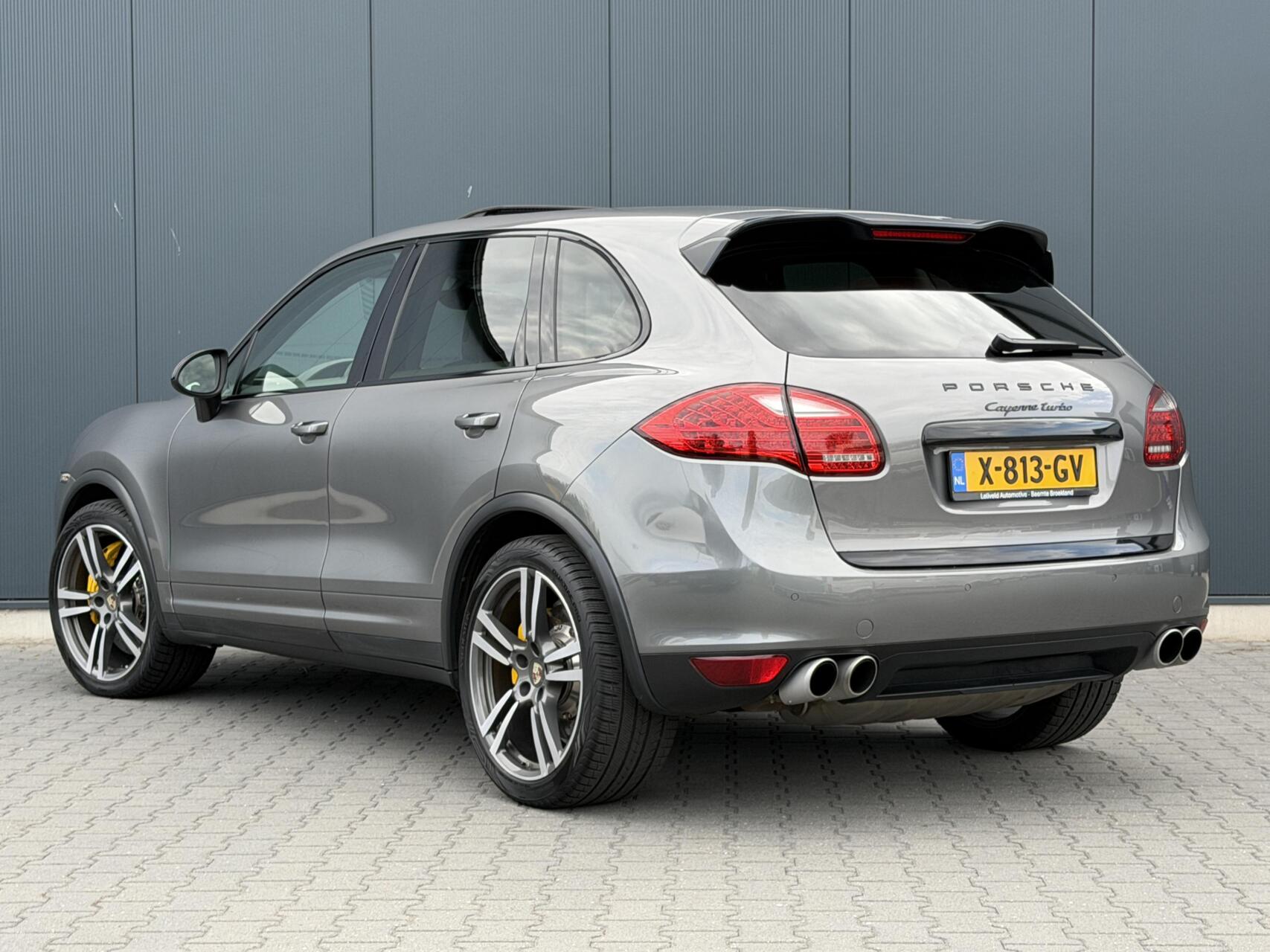 Foto van Porsche Cayenne Turbo