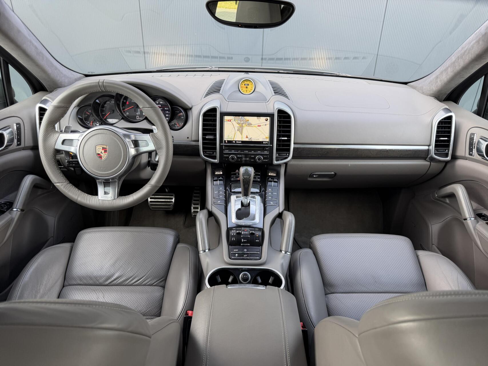 Foto van Porsche Cayenne Turbo