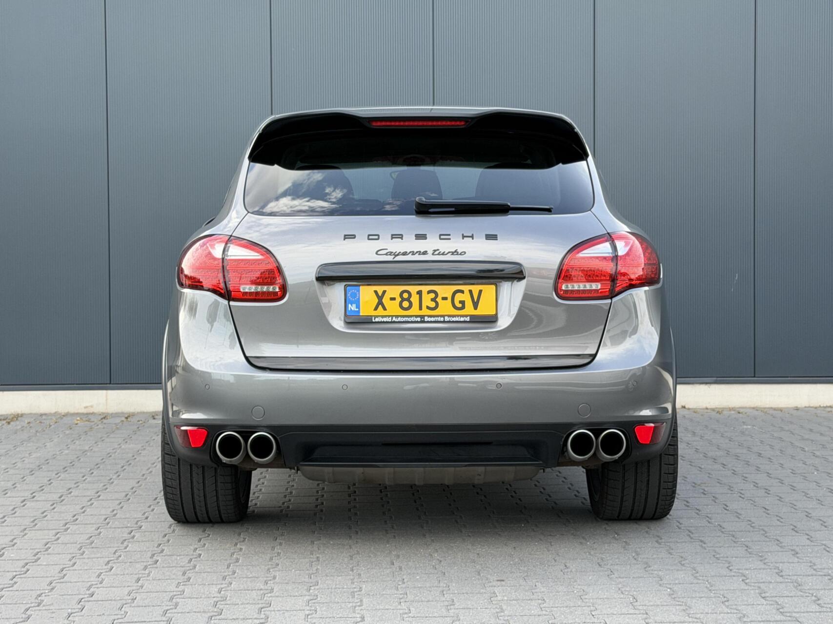 Foto van Porsche Cayenne Turbo