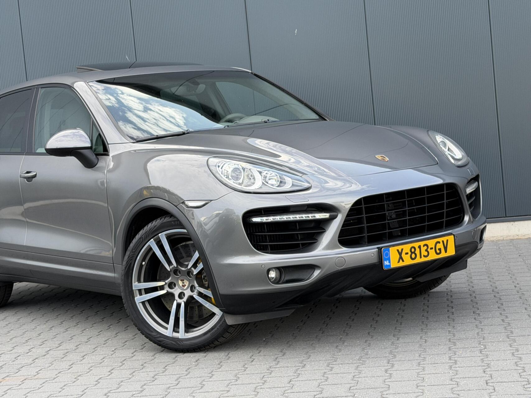 Foto van Porsche Cayenne Turbo