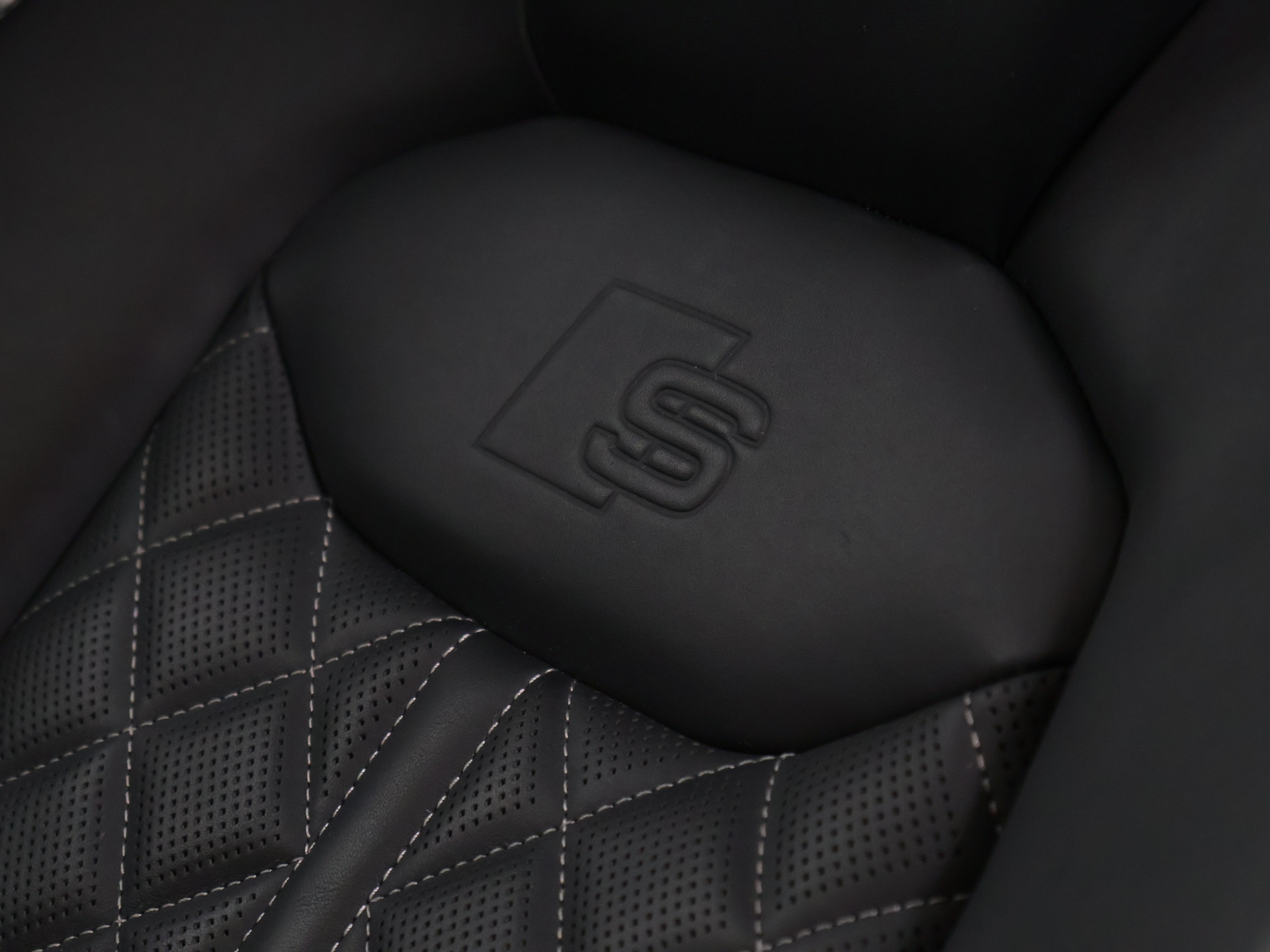 Foto van Audi Q7 60 TFSI E