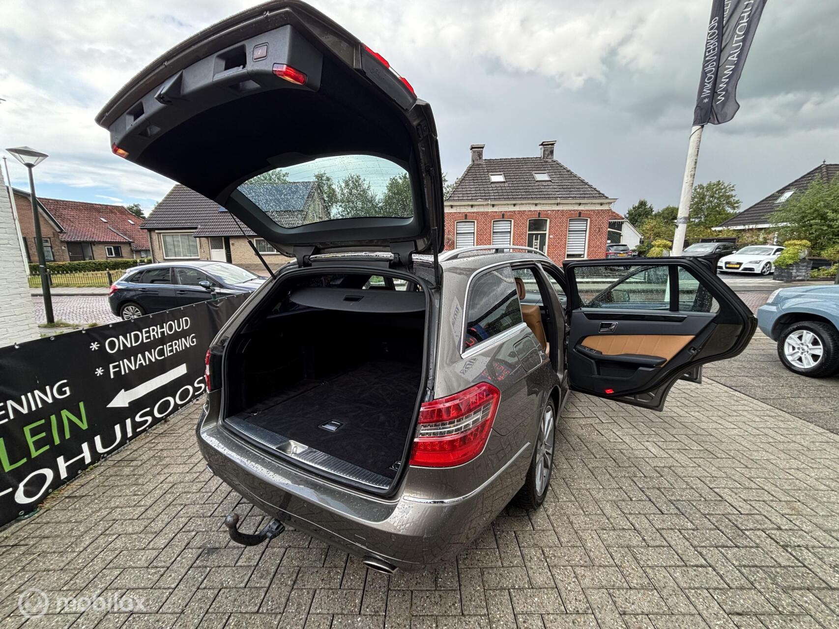 Foto van Mercedes-Benz E 350 Cgi