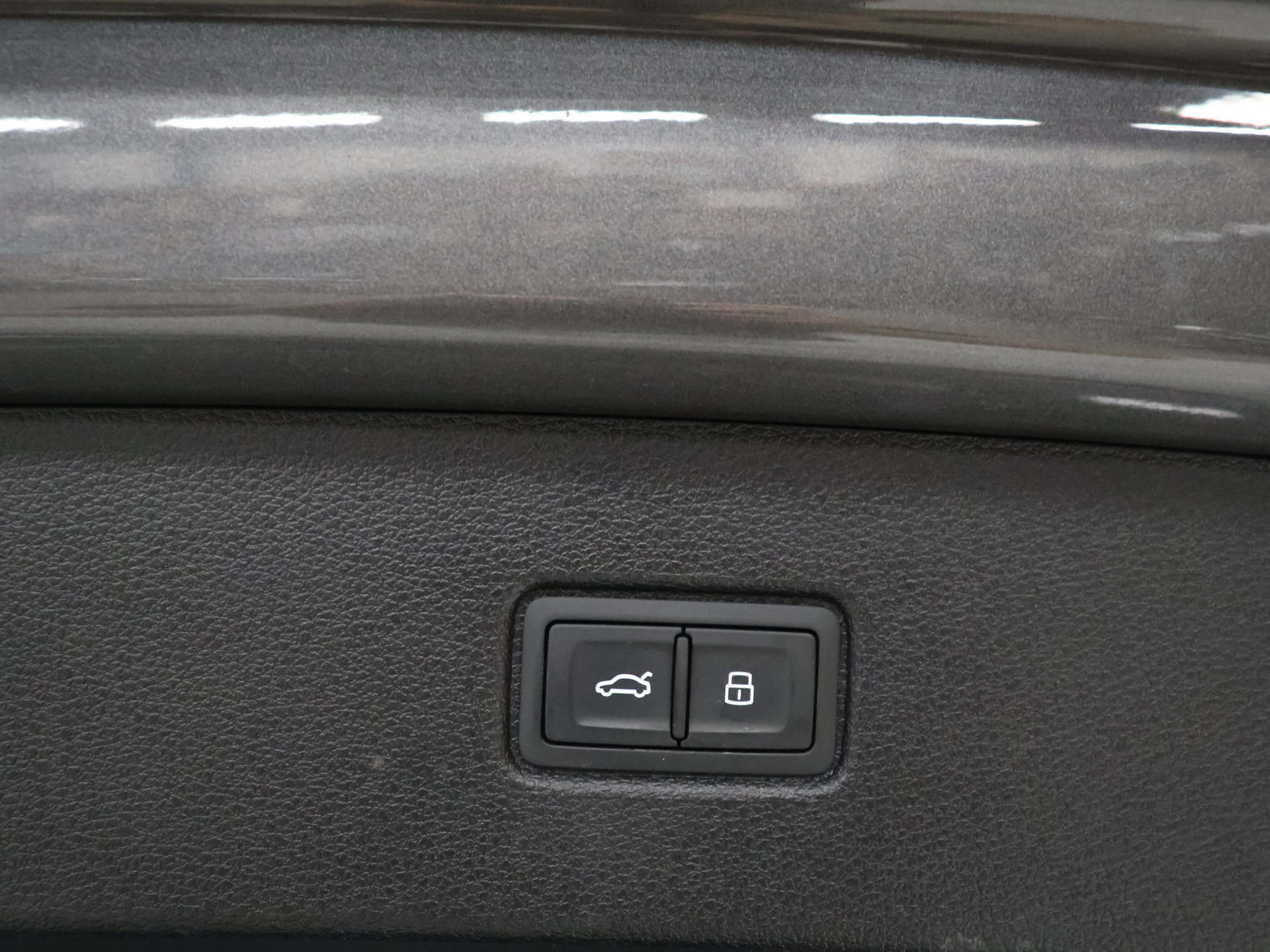 Foto van Audi Q7 55 TFSI E