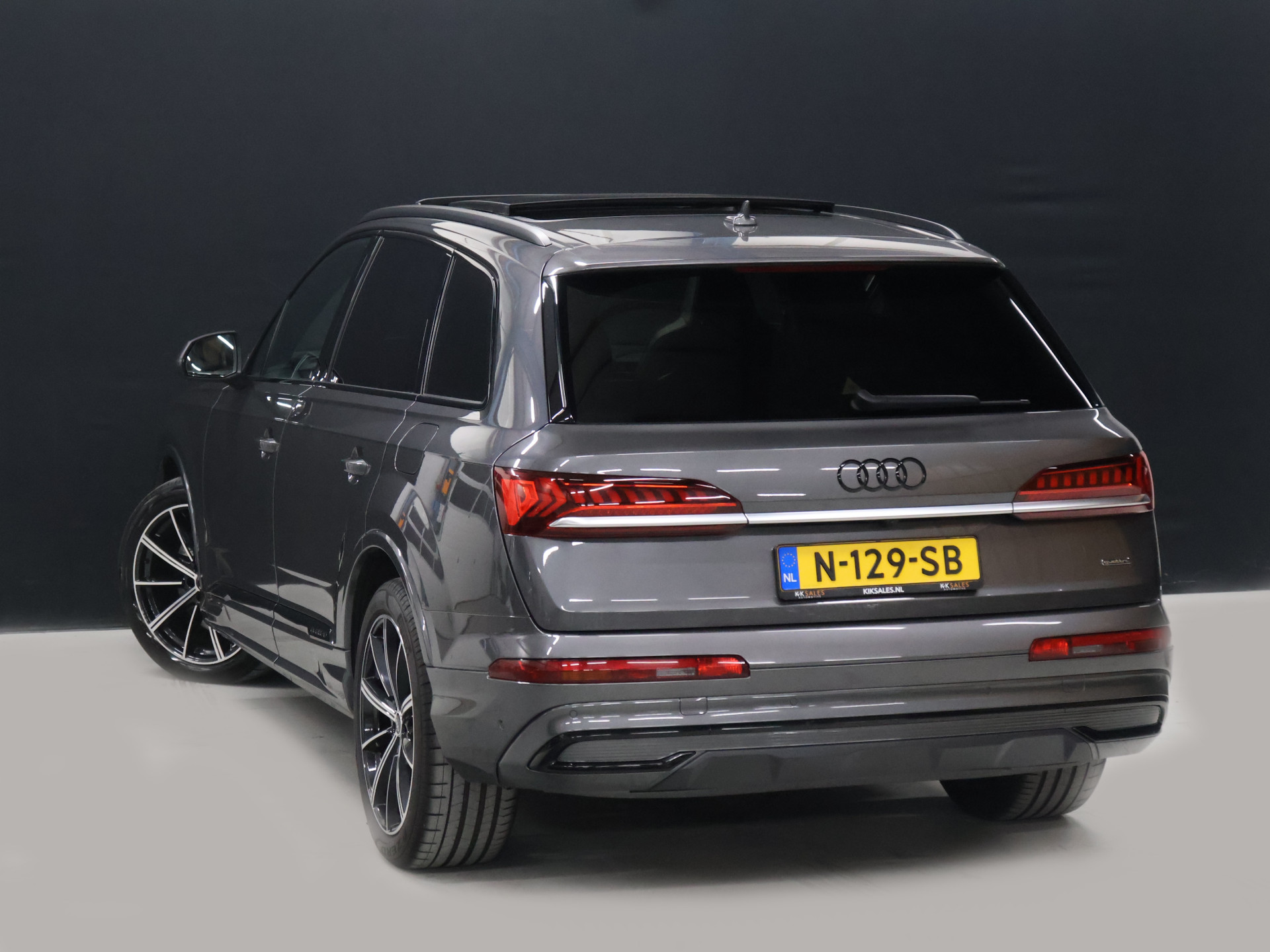 Foto van Audi Q7 55 TFSI E