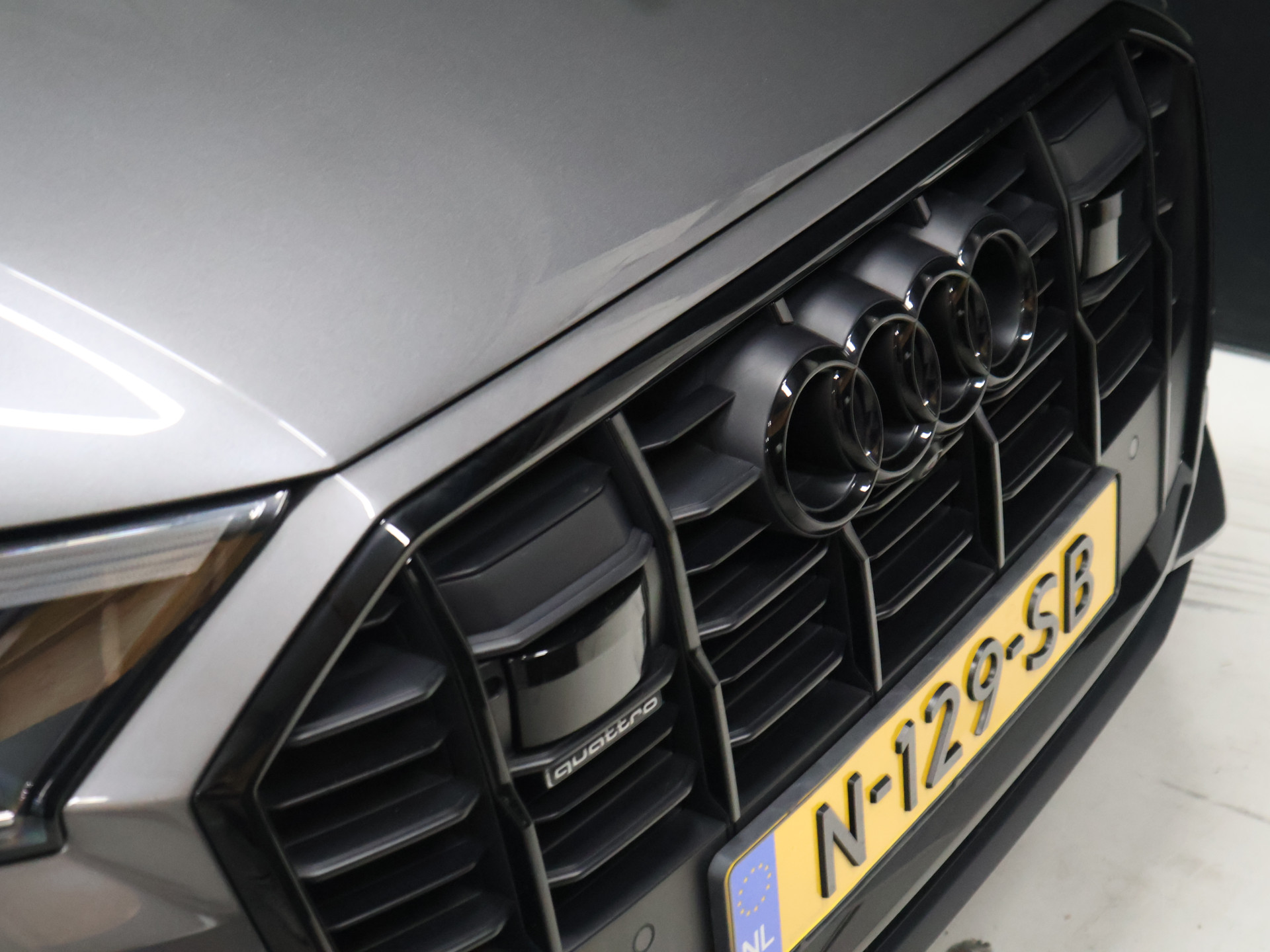 Foto van Audi Q7 55 TFSI E