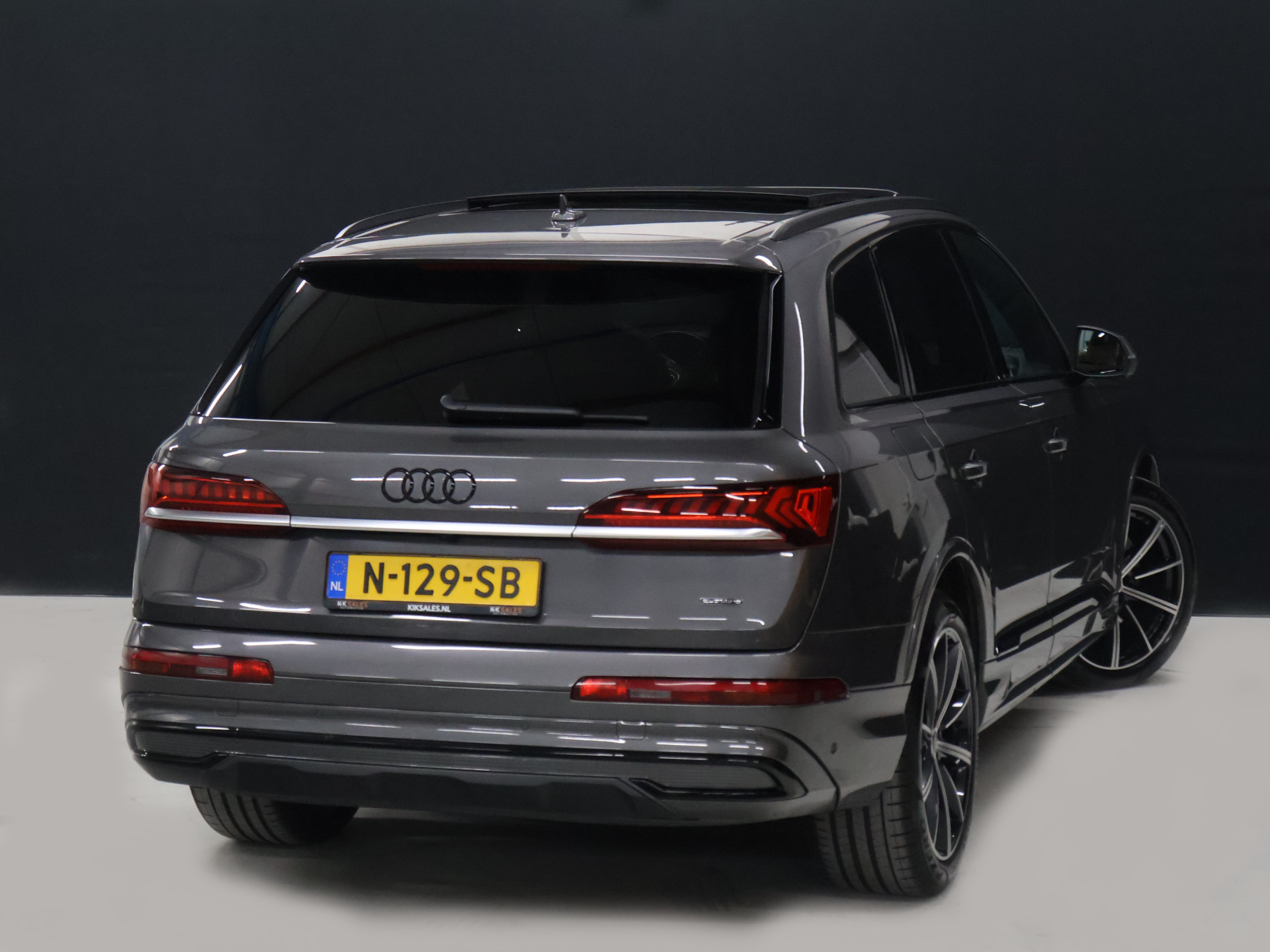 Foto van Audi Q7 55 TFSI E