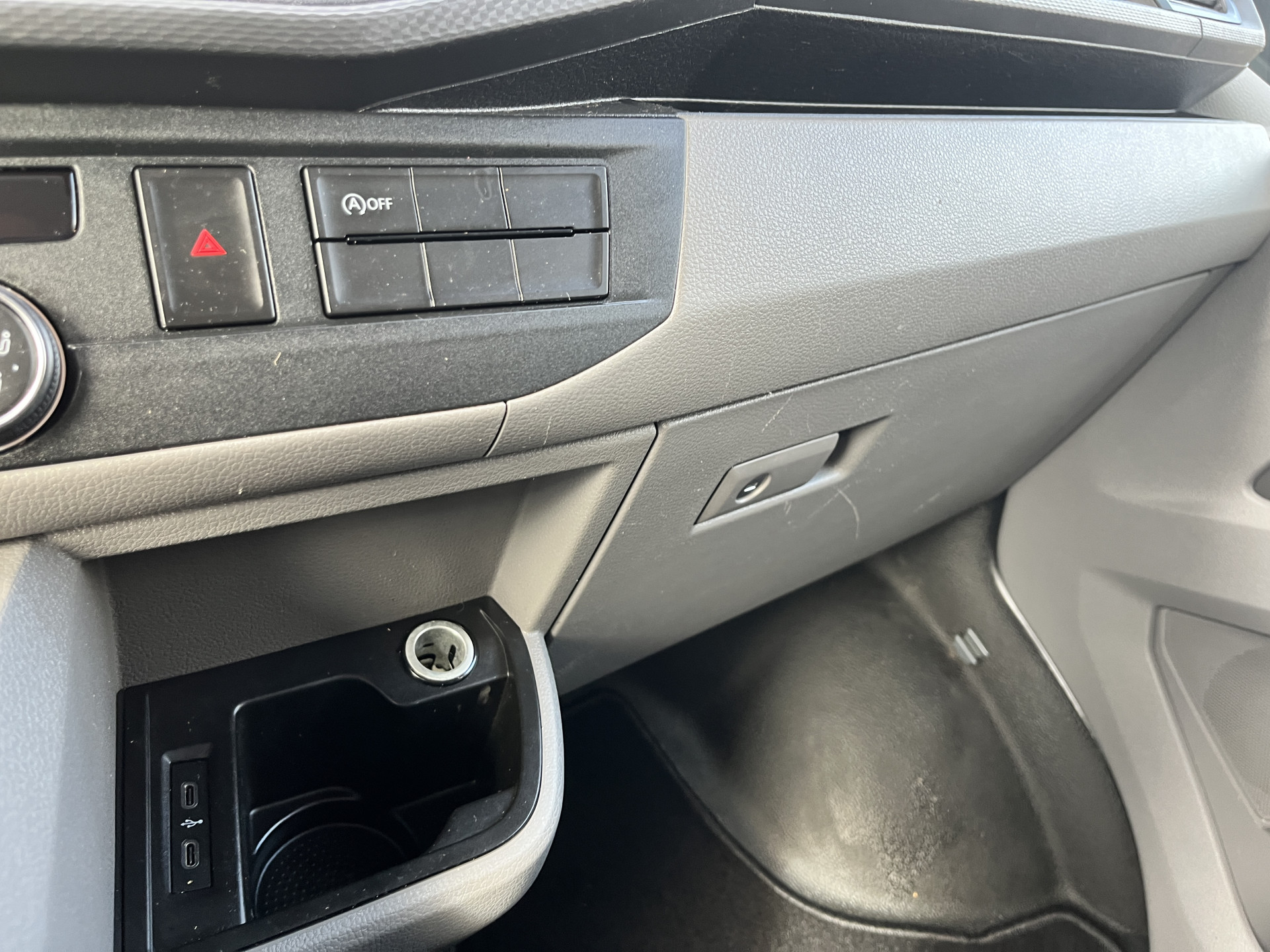Foto van Volkswagen Transporter Kombi