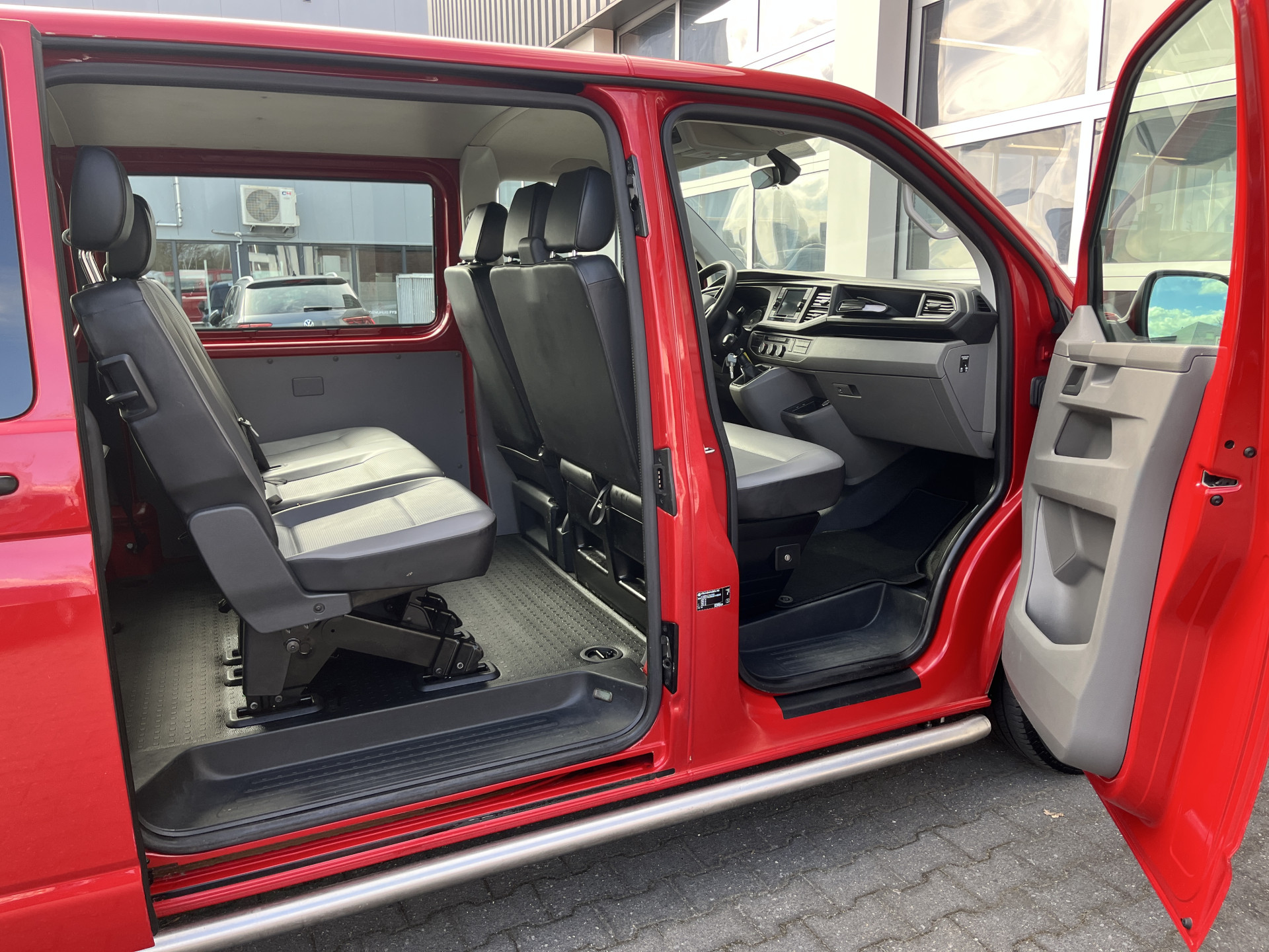 Foto van Volkswagen Transporter Kombi
