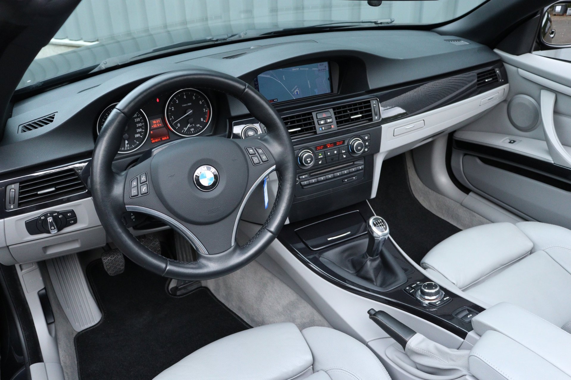 Foto van BMW 325i