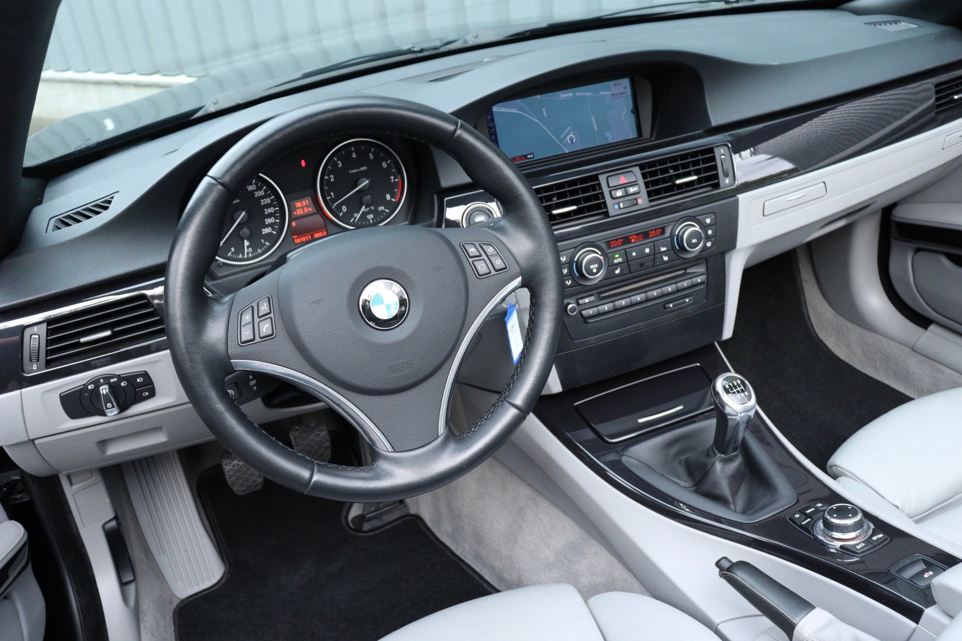 Foto van BMW 325i