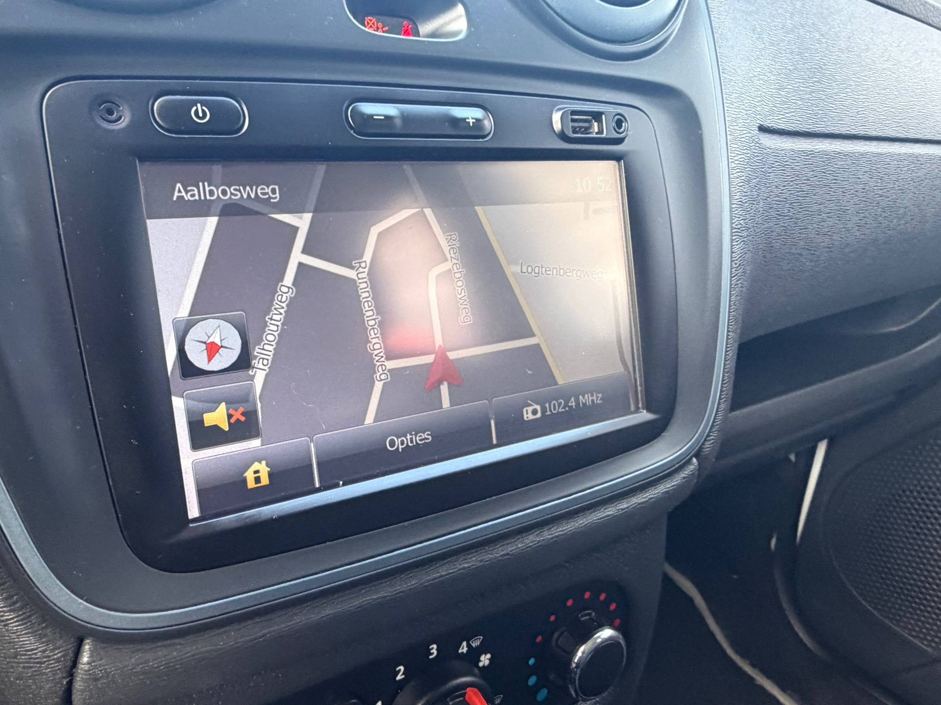 Foto van Dacia Lodgy