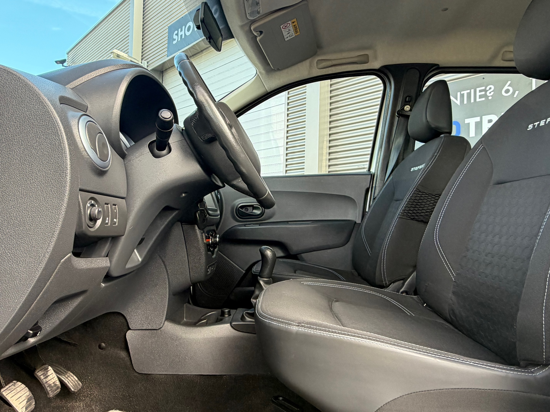 Foto van Dacia Lodgy
