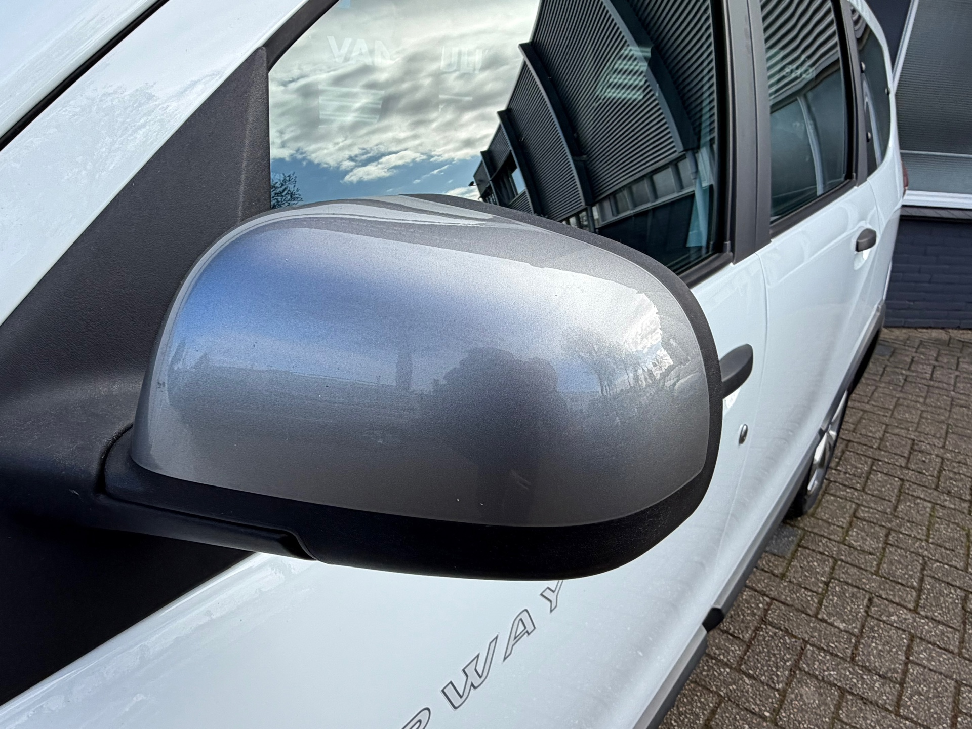 Foto van Dacia Lodgy