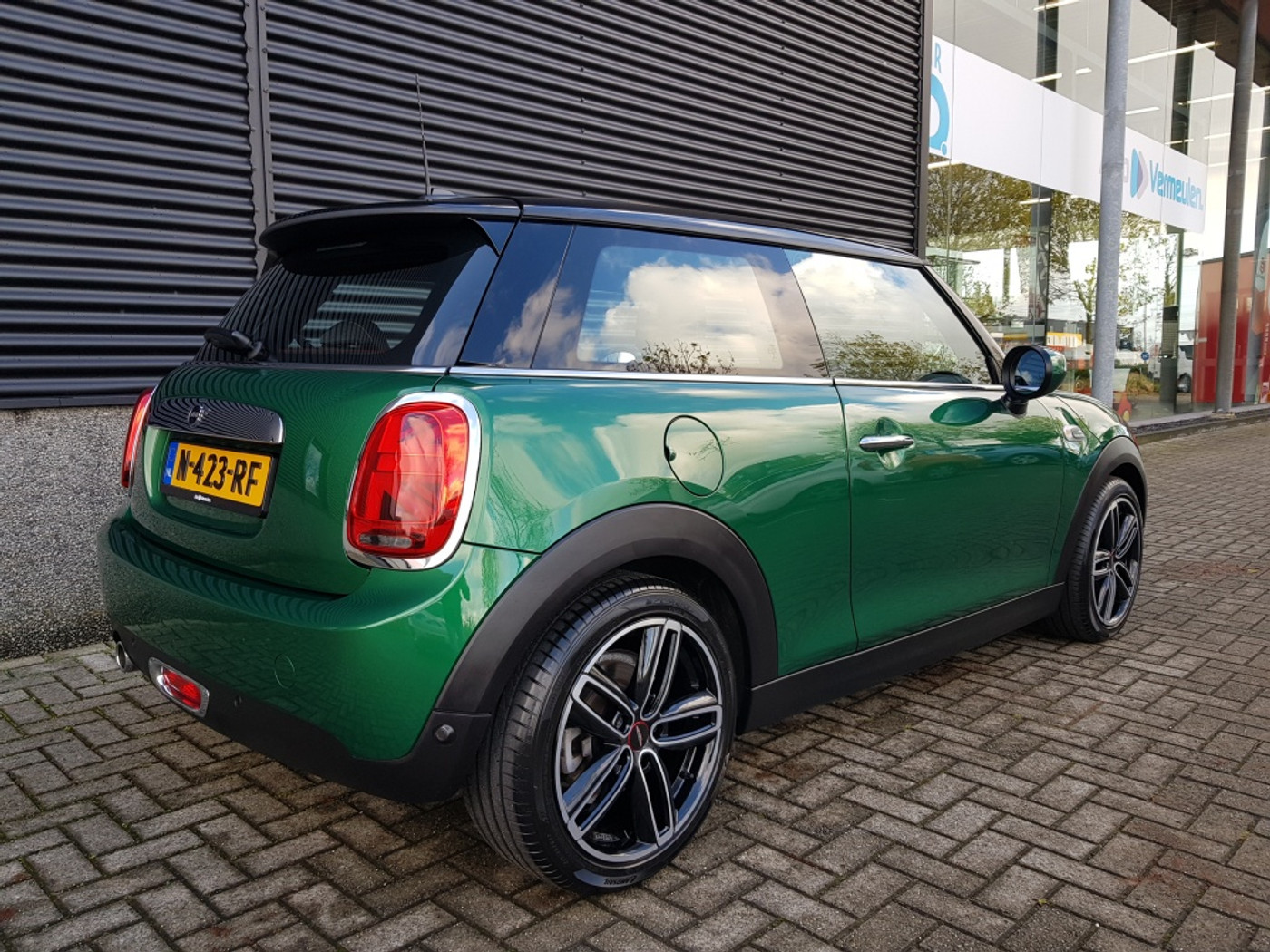 Foto van Mini One