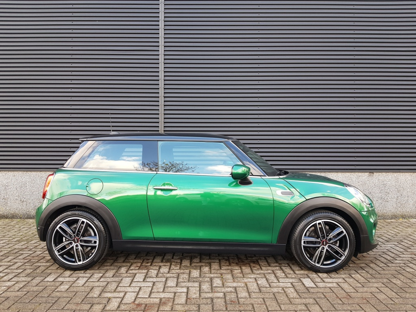 Foto van Mini One