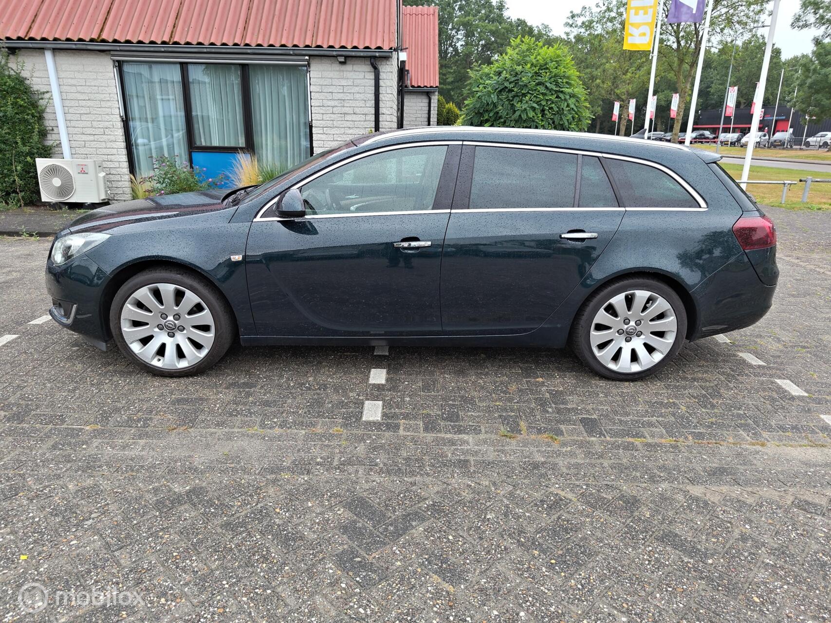 Foto van Opel Insignia Sports Tourer SW