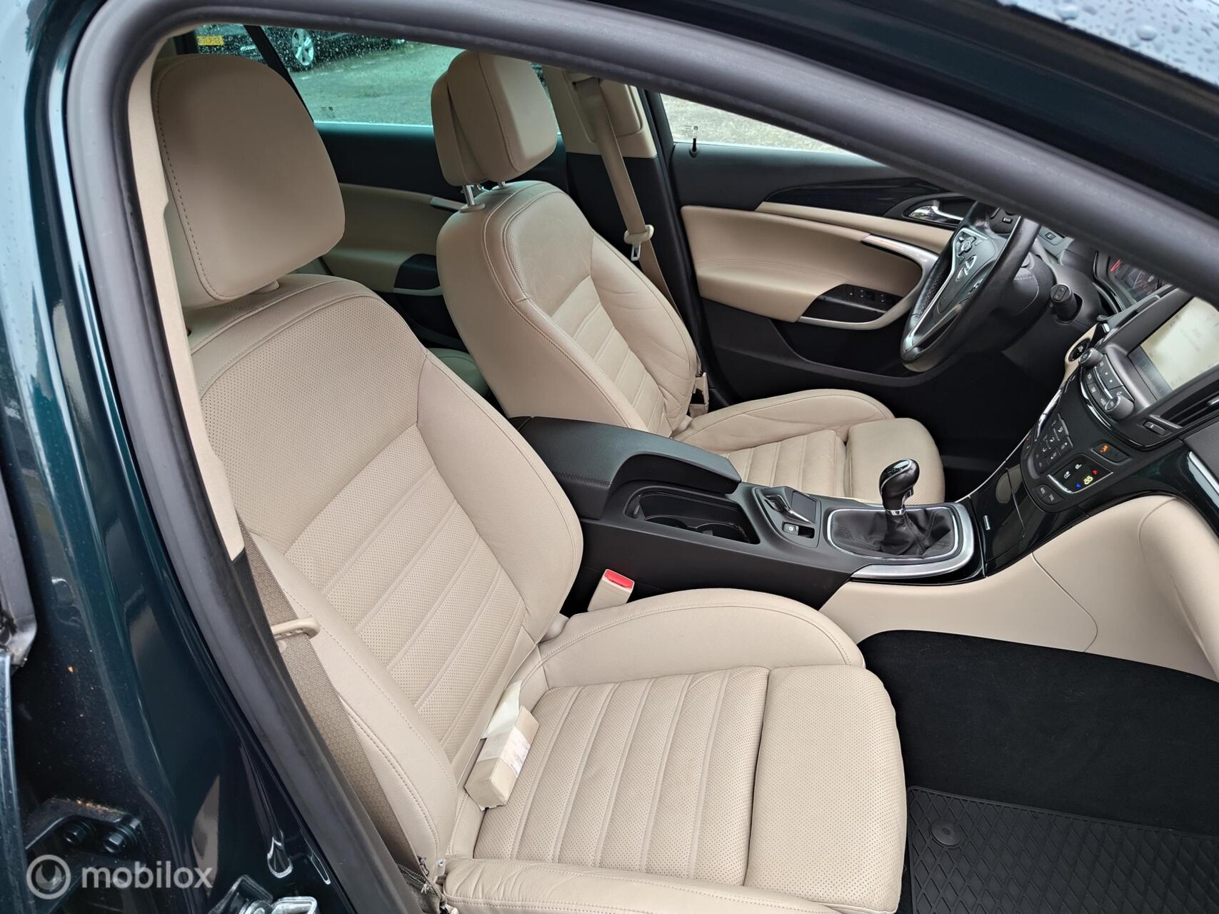 Foto van Opel Insignia Sports Tourer SW